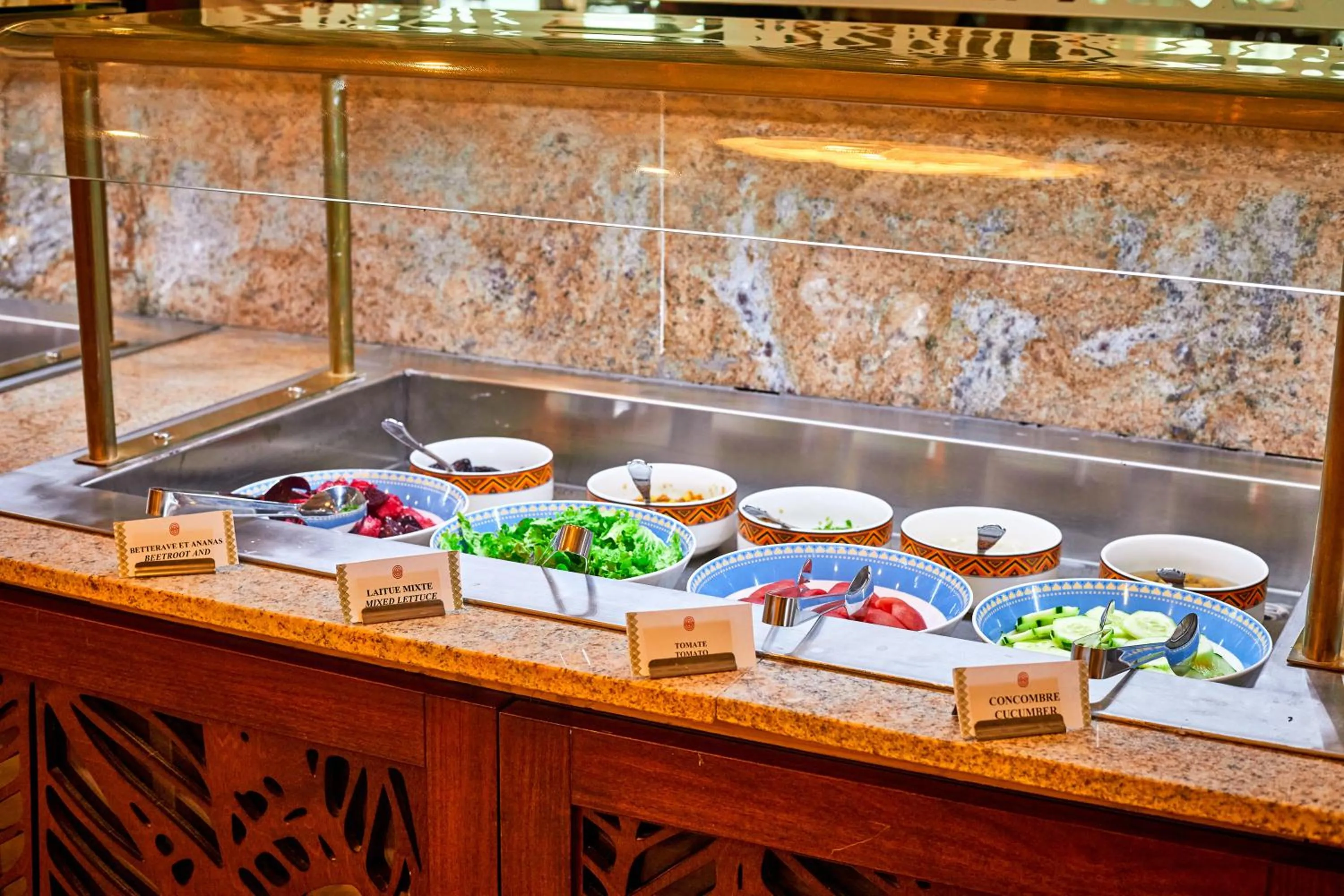 Buffet breakfast in Goma Serena Hotel