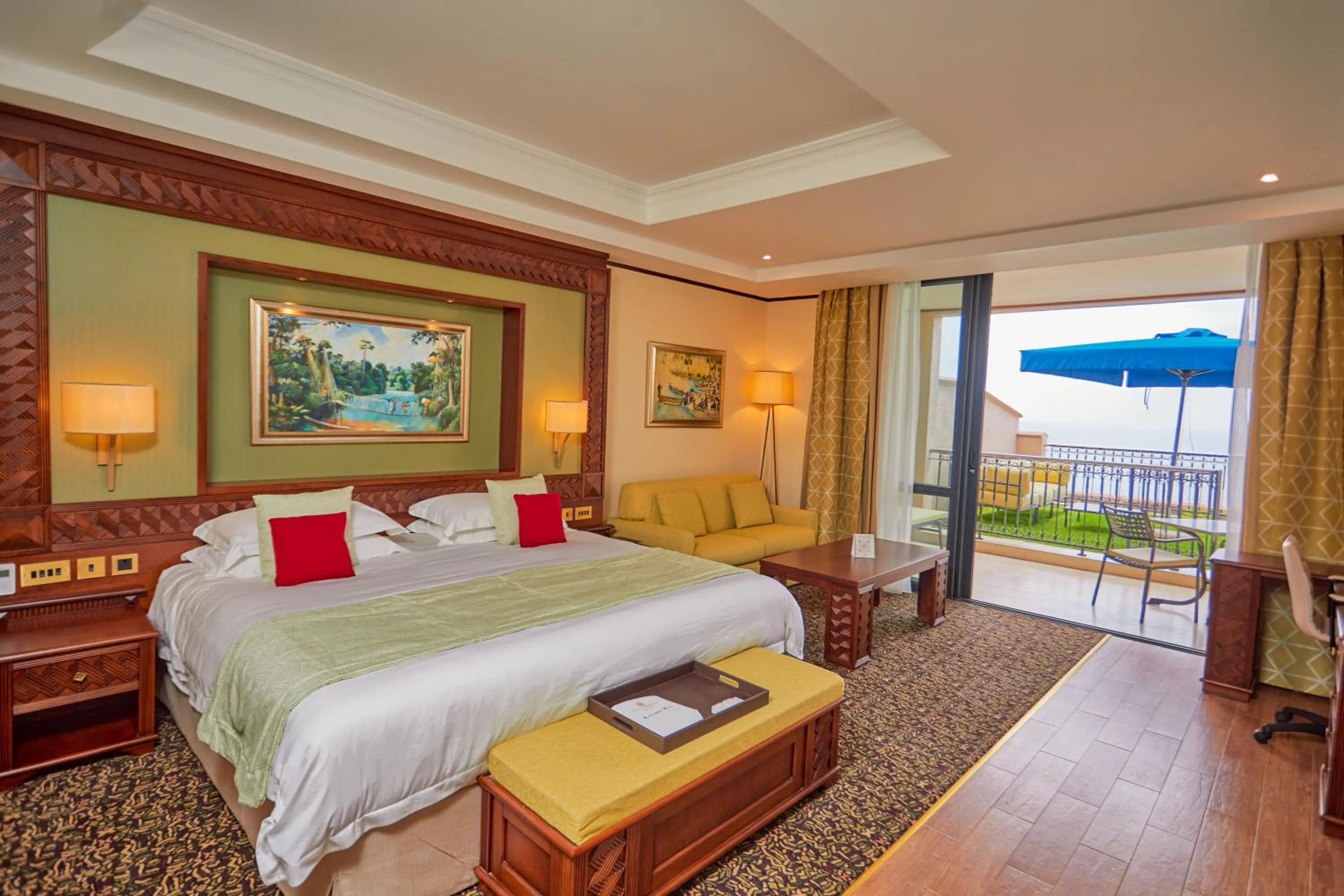 Balcony/Terrace, Bed in Goma Serena Hotel