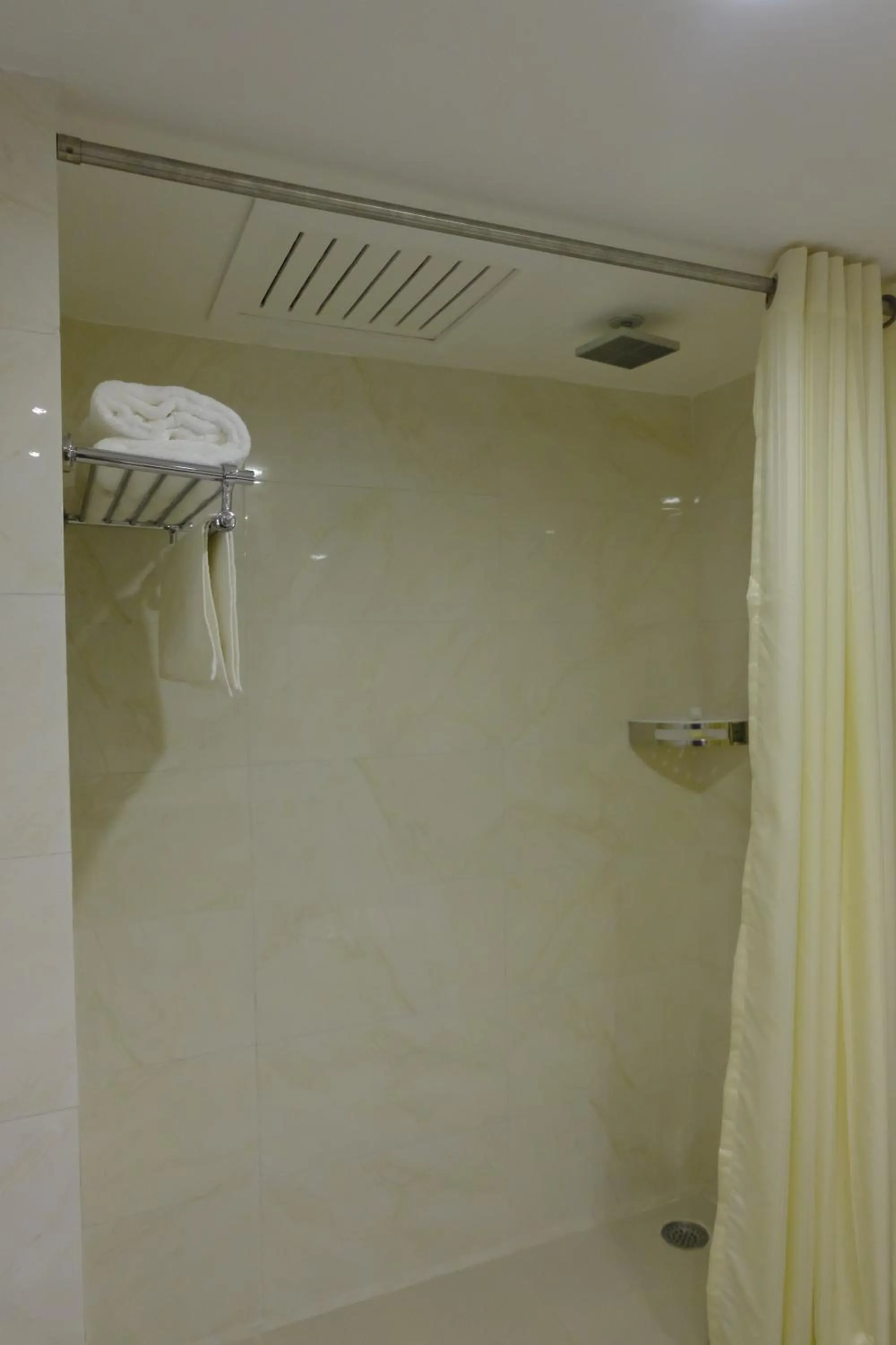 Shower in Hotel Nirvana by Luxury International