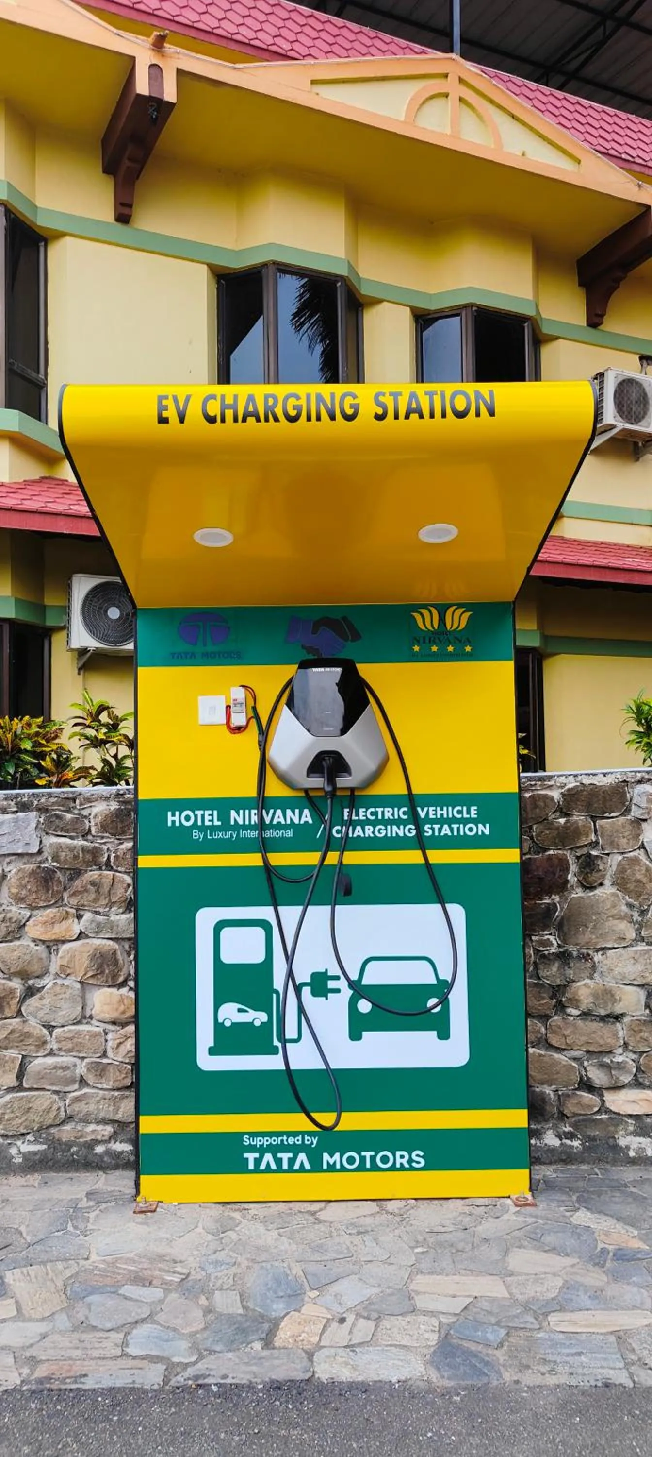 Parking in Hotel Nirvana by Luxury International