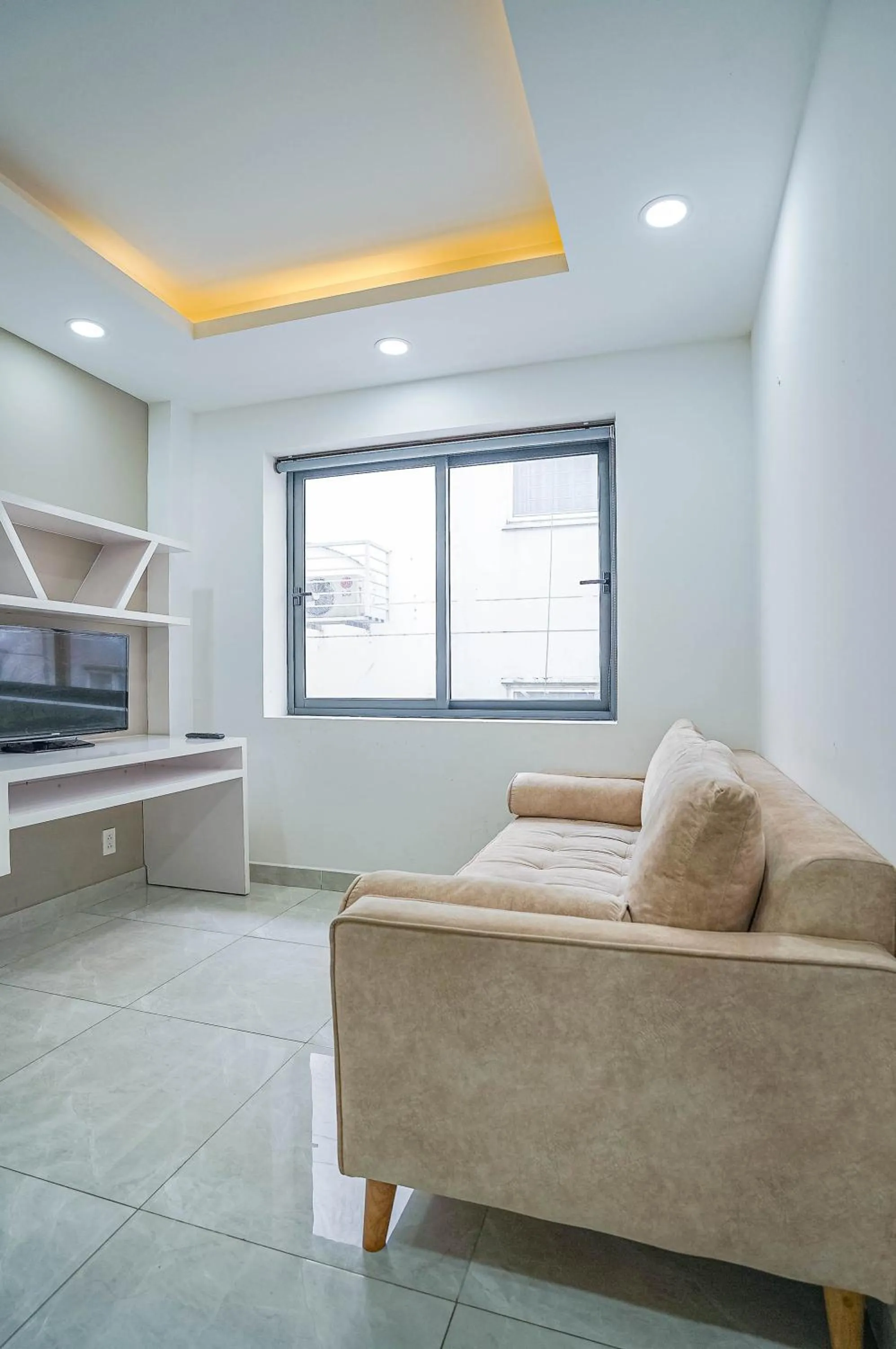 Living room in Spring Hill Apartment -The High Class