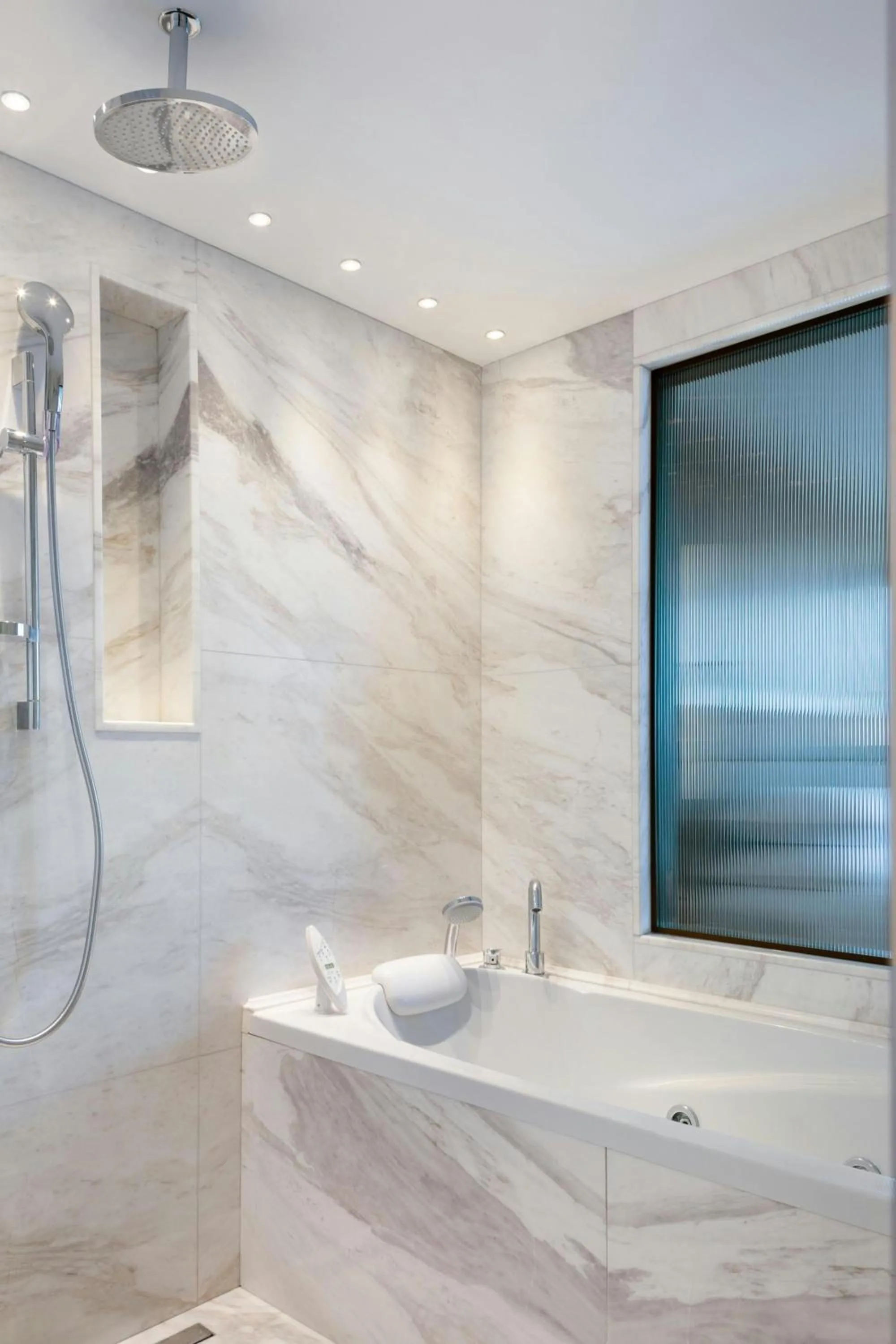 Bathroom in Izmir Marriott Hotel