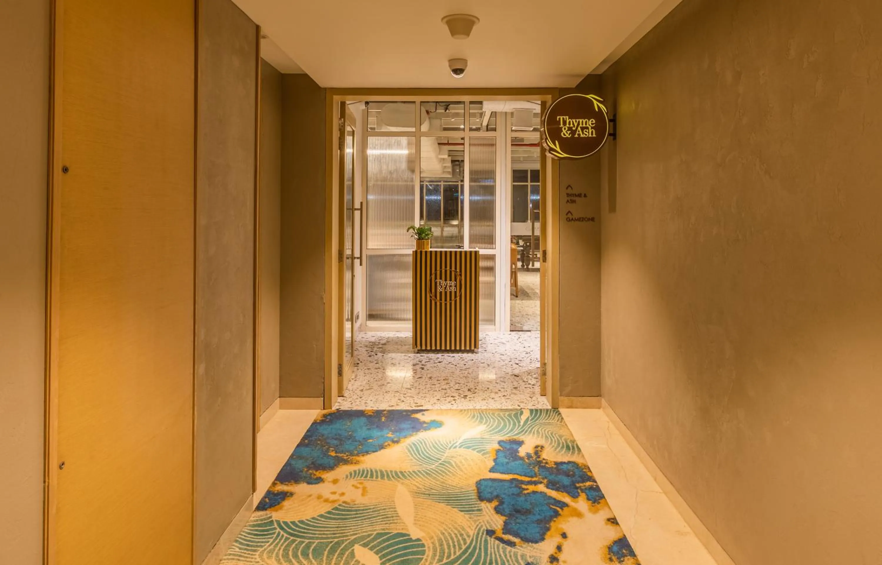 Diving, Bed in The Westin Goa