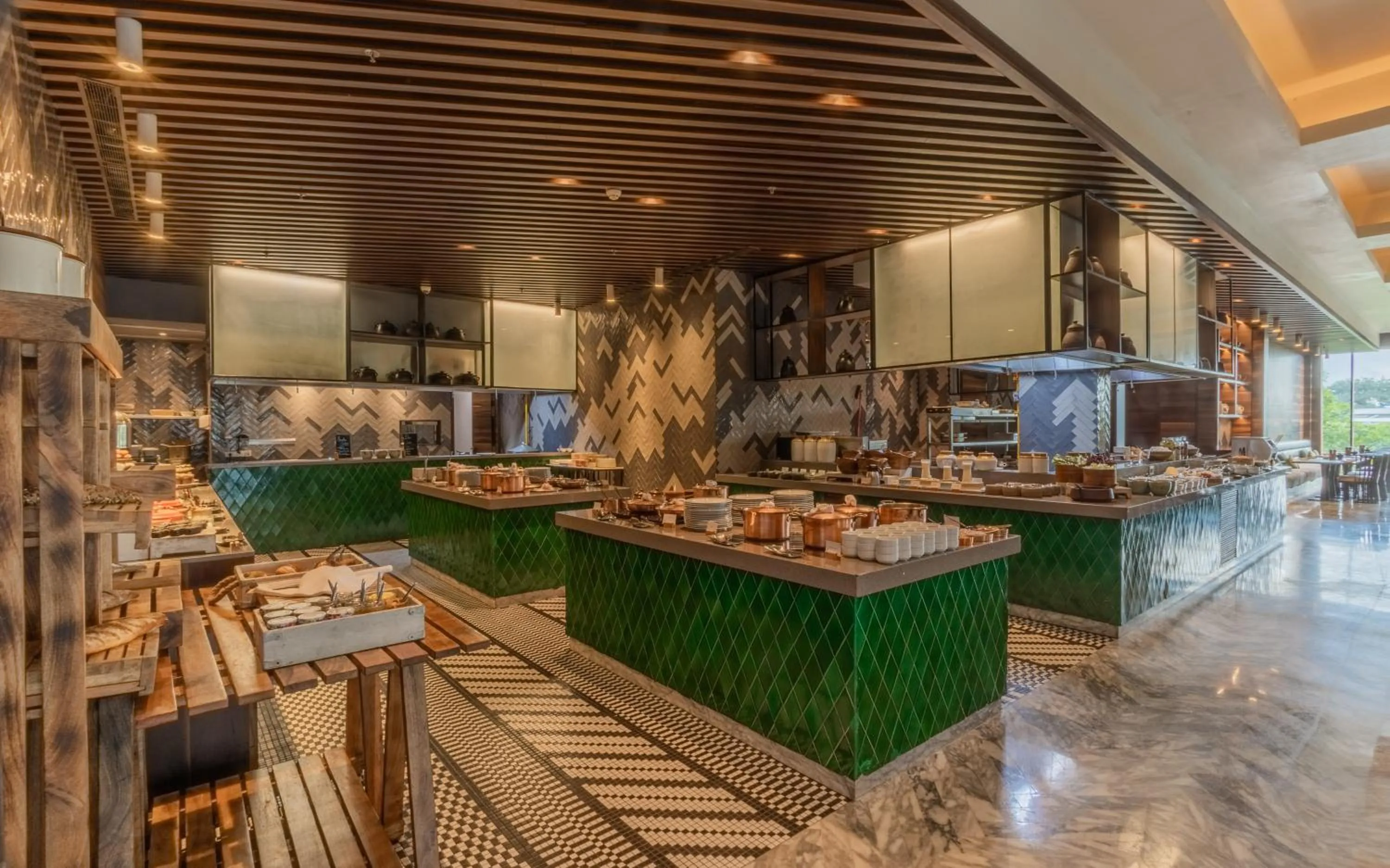 Restaurant/places to eat in The Westin Goa