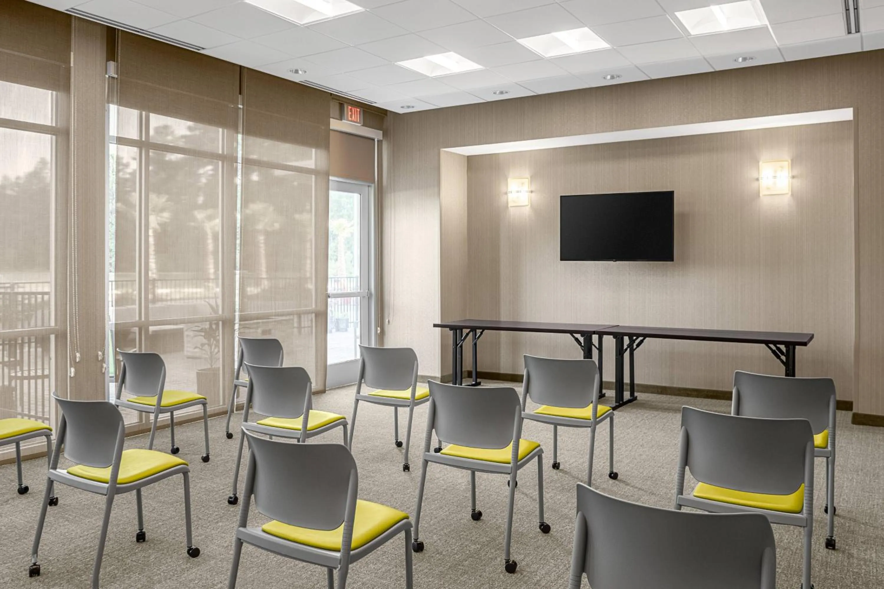 Meeting/conference room in SpringHill Suites by Marriott Savannah Richmond Hill