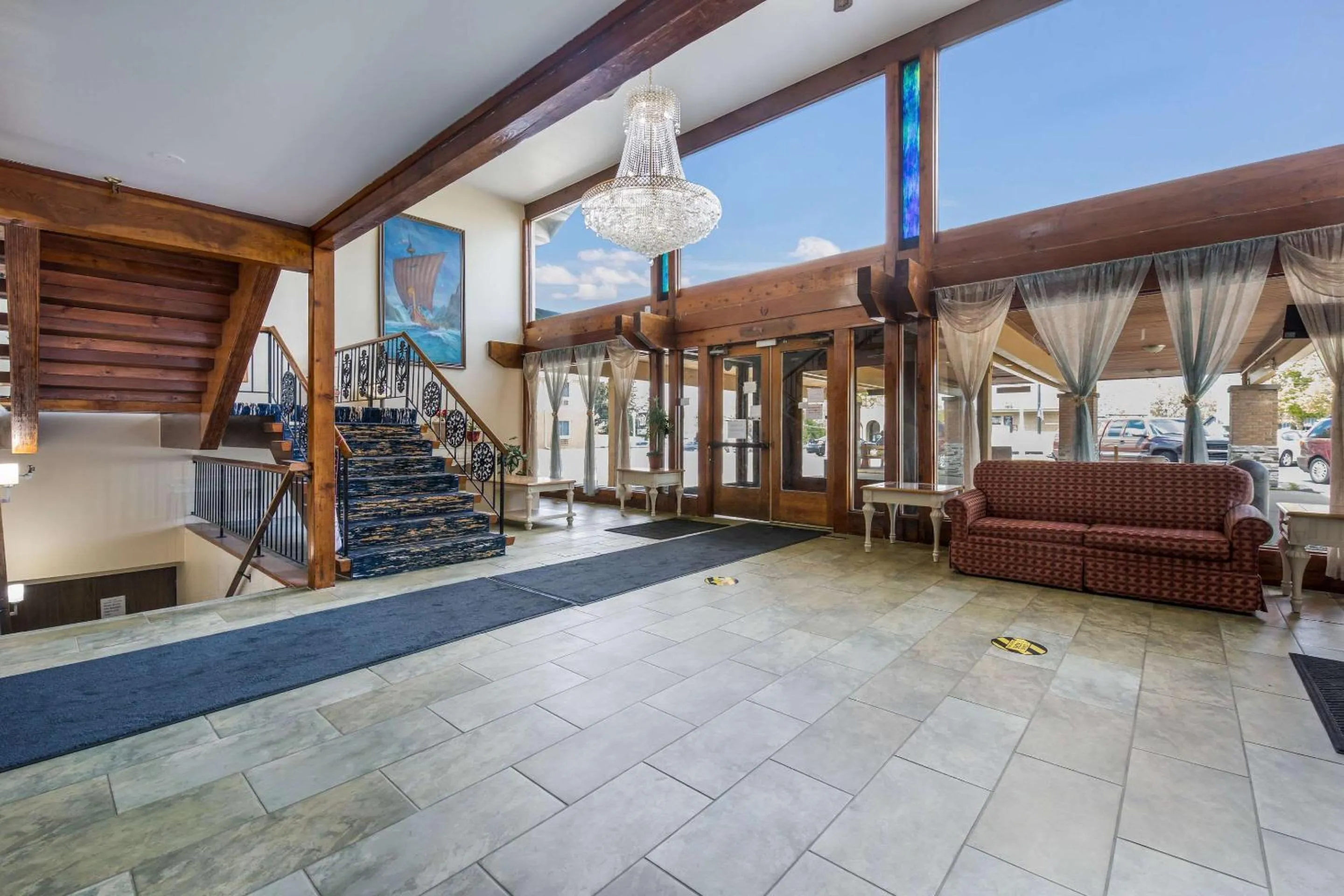 Lobby or reception in Equality Inn