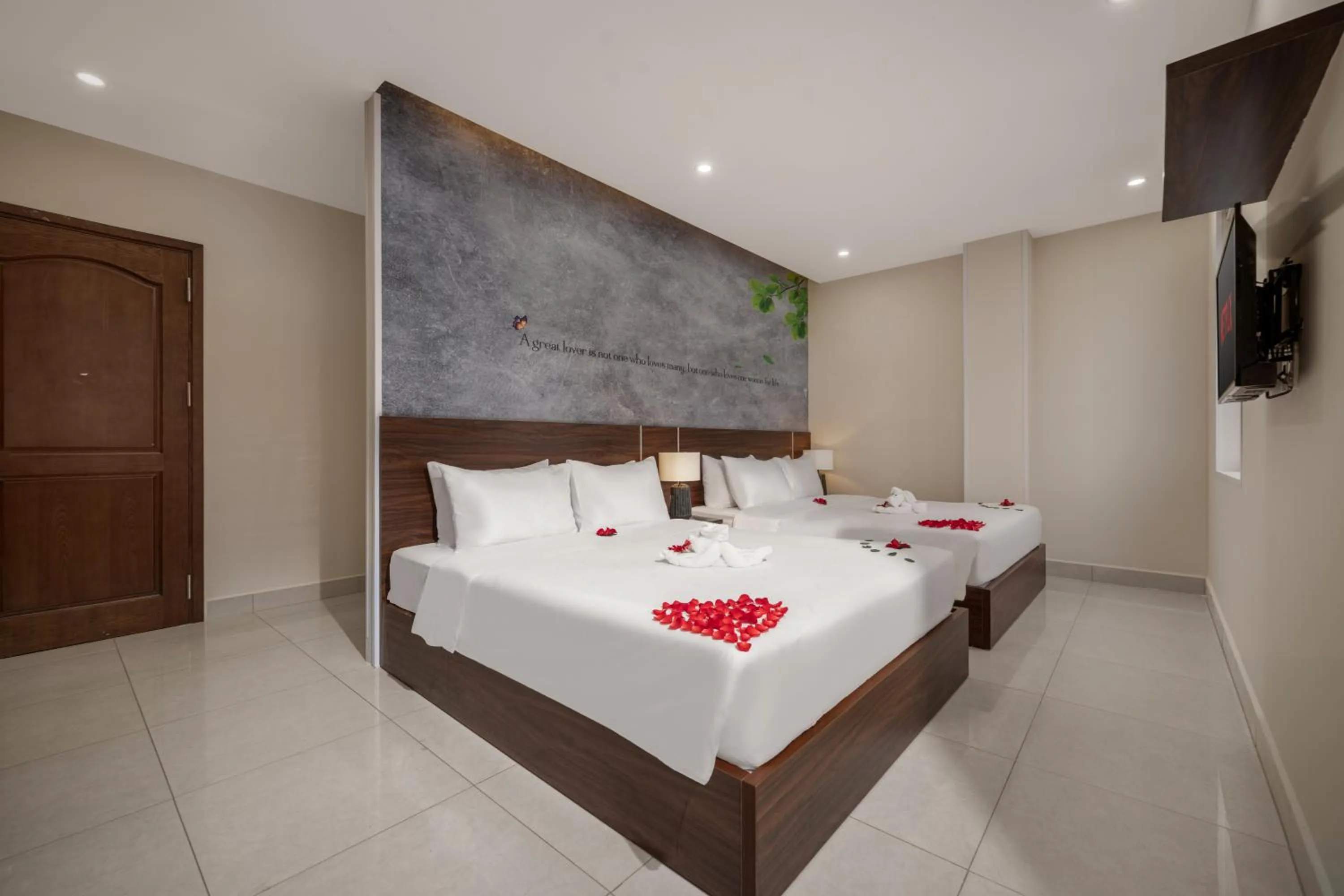 Bed in KLY Hotel Vung Tau