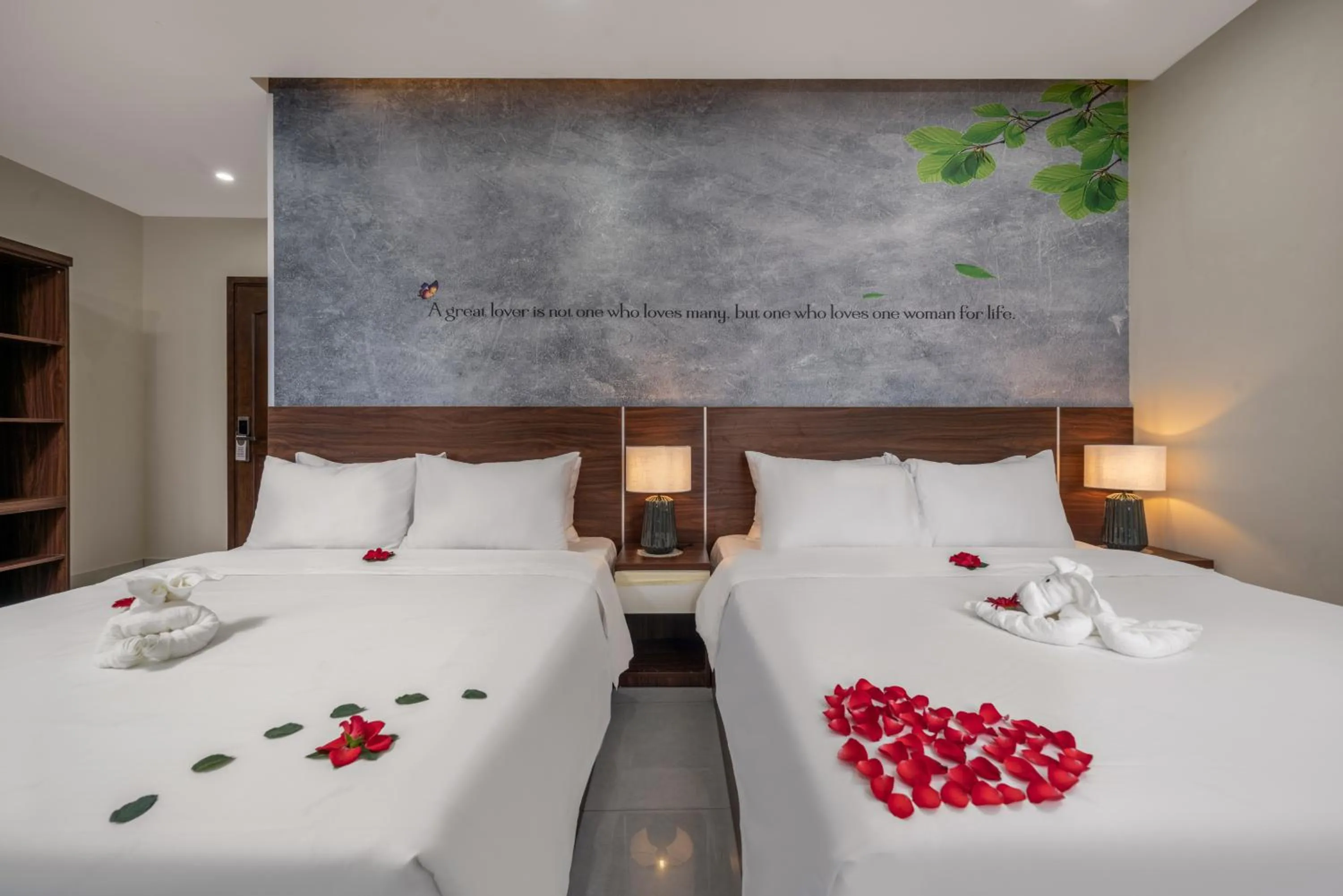 Bed in KLY Hotel Vung Tau