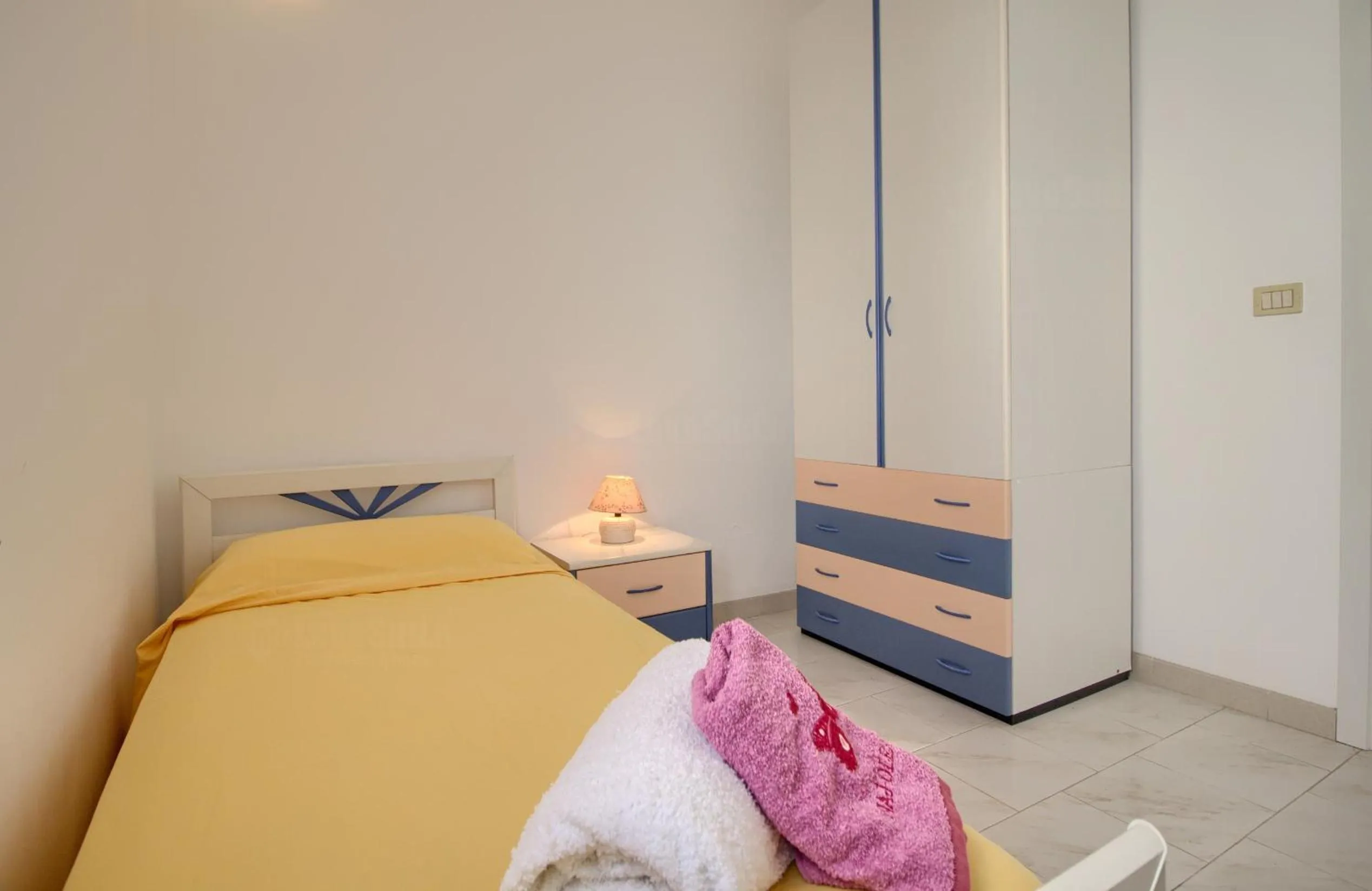 Bed in Front Beach Torre Mozza by LoveSud
