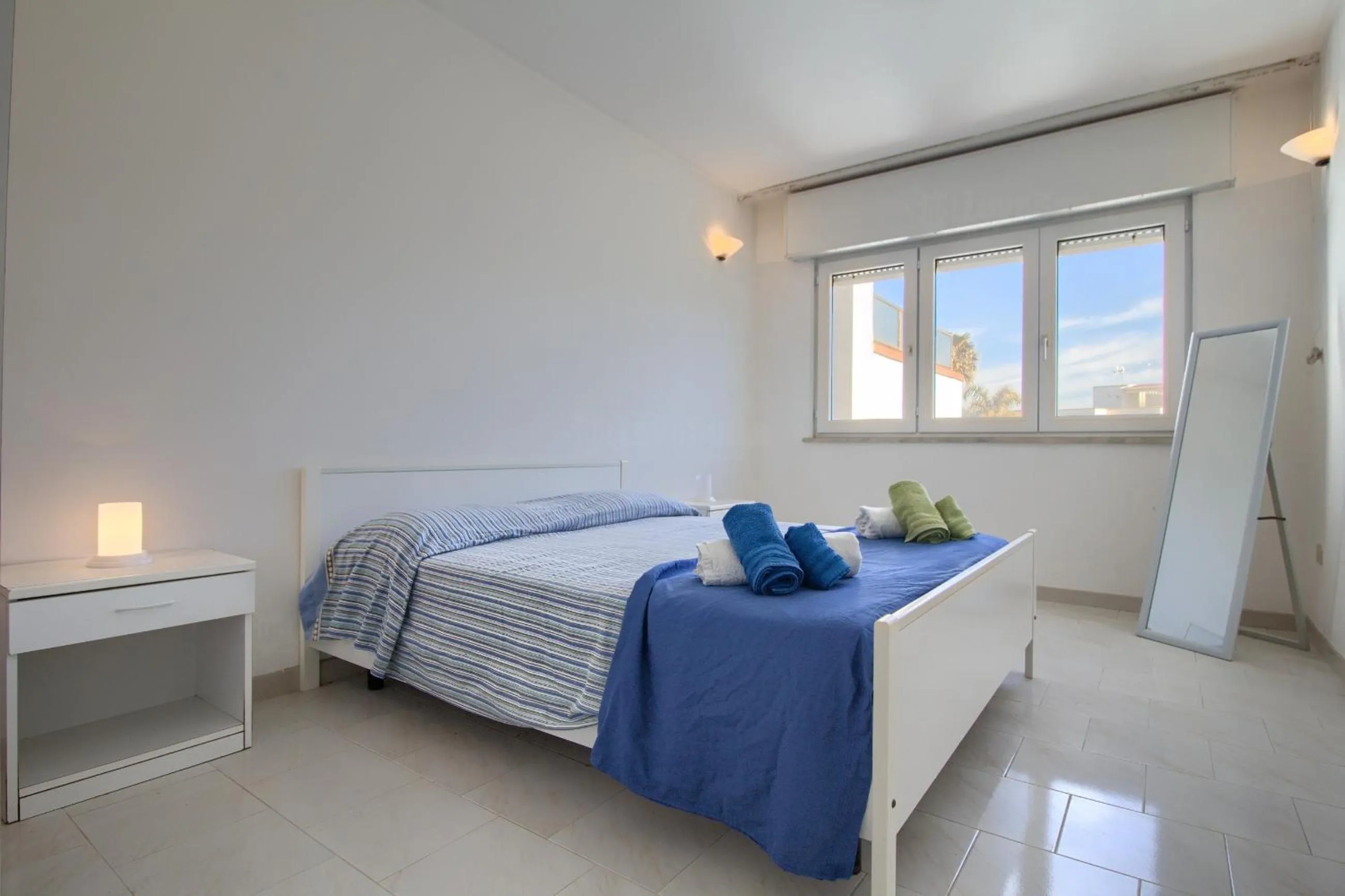 Bed in Front Beach Torre Mozza by LoveSud