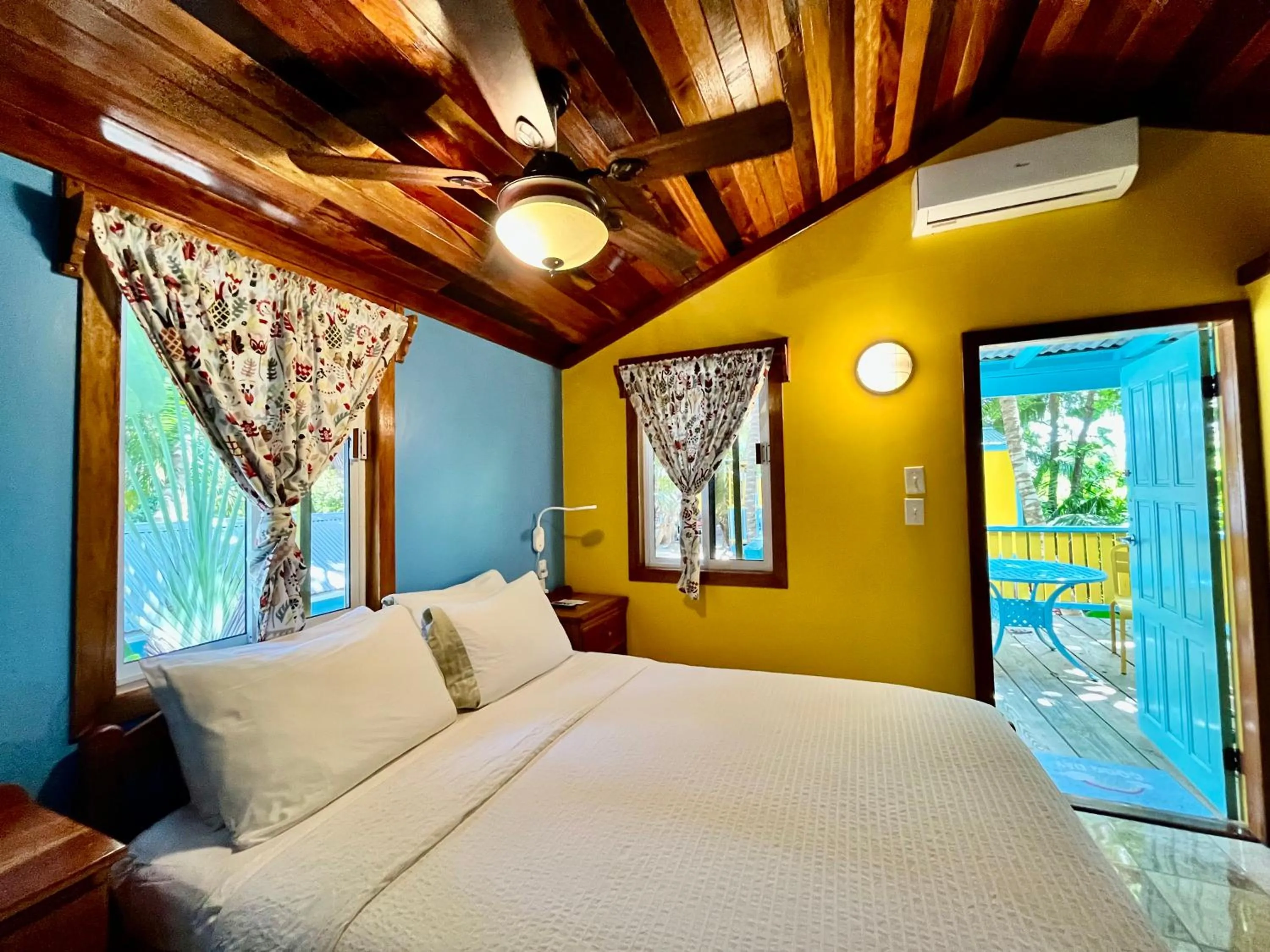 Bed in Colinda Cabanas