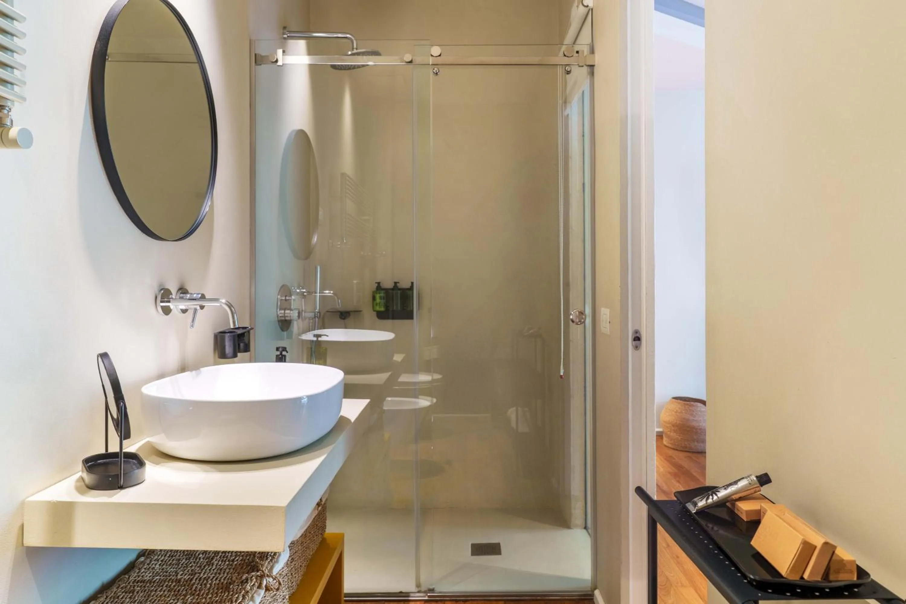 Bathroom in Domìa Boutique Hotel e Cucina