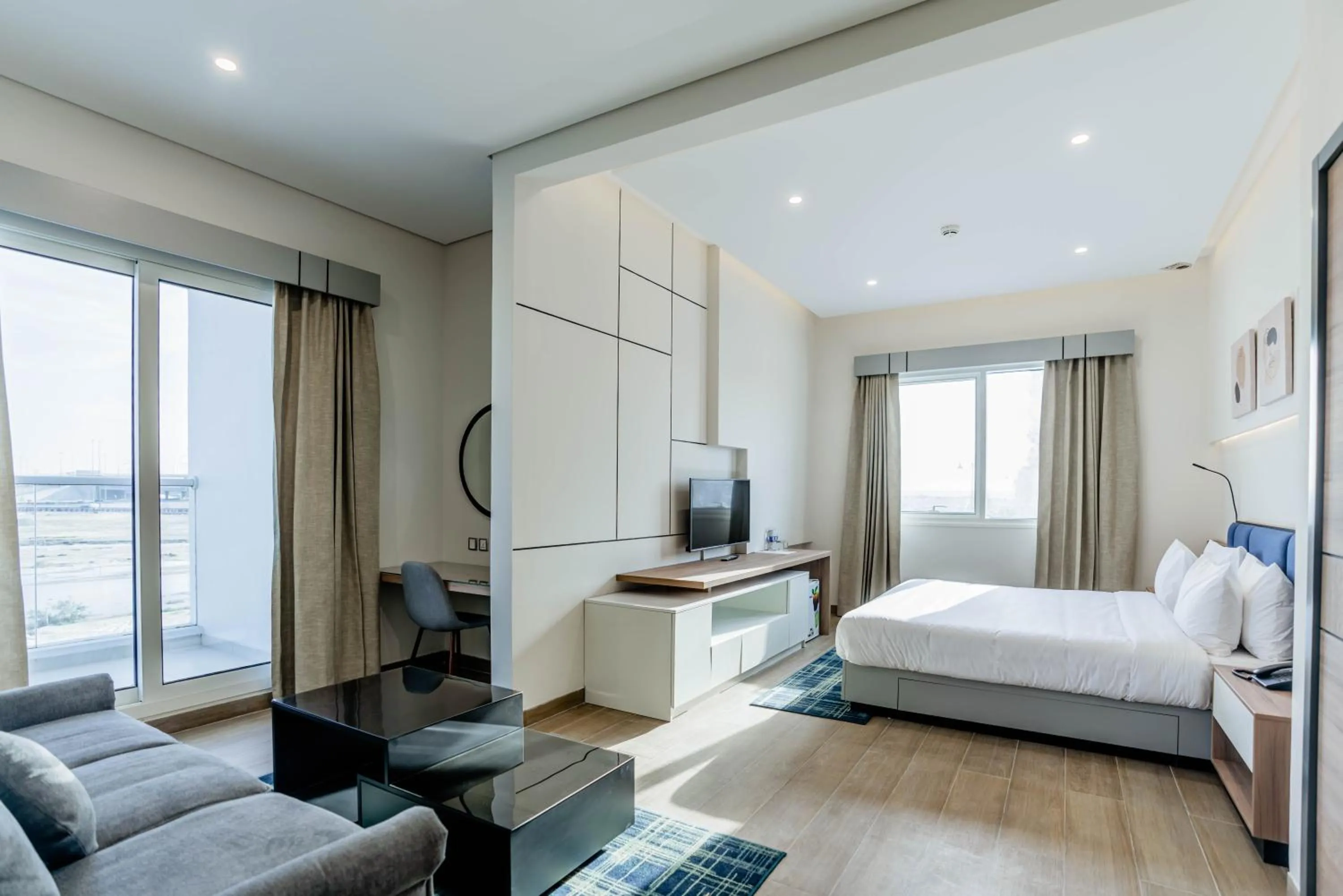 Bedroom, Bed in Resivation Hotel