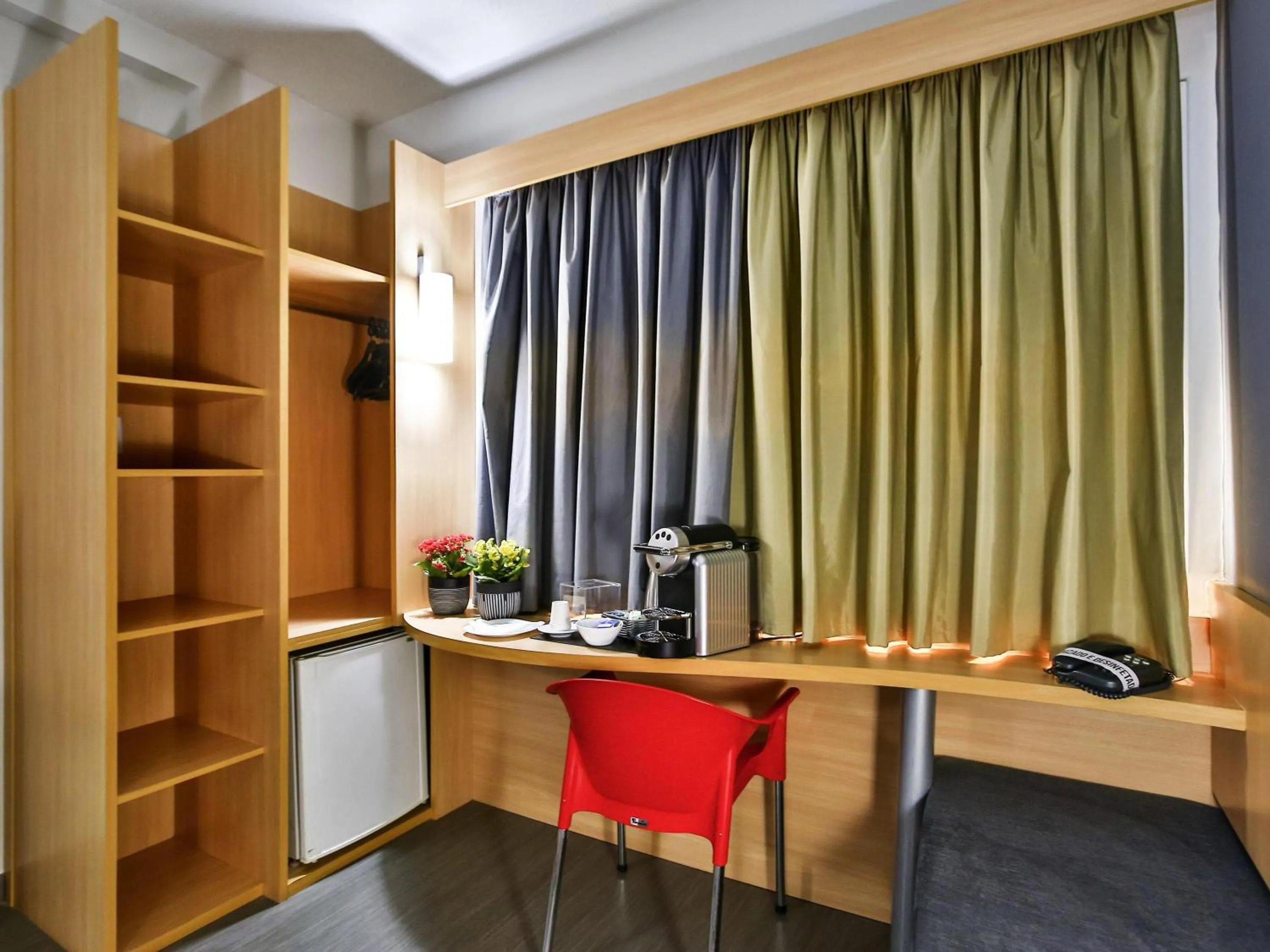 Bedroom in ibis Goiânia