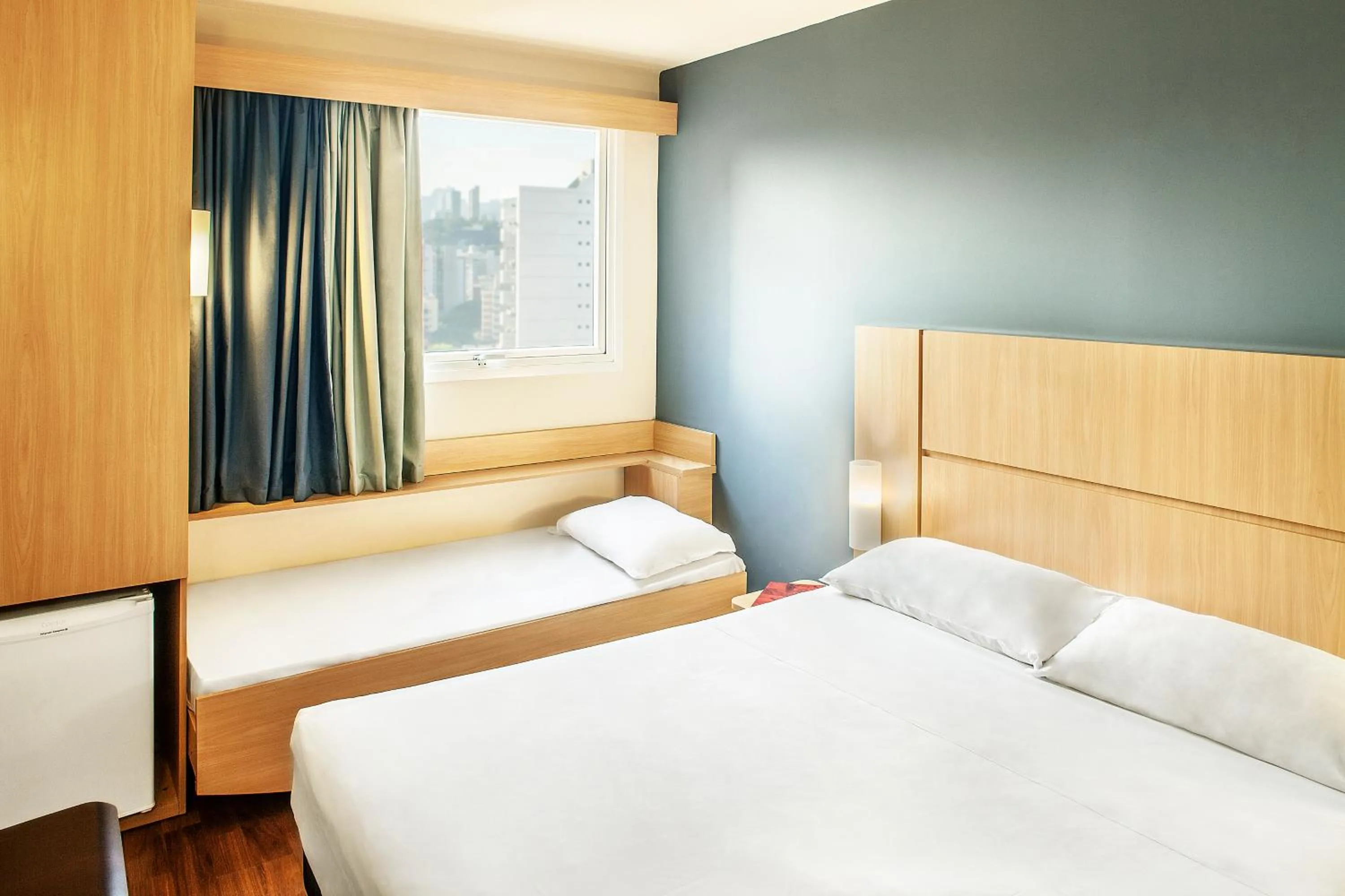 Property building, Bed in Ibis Belo Horizonte Savassi