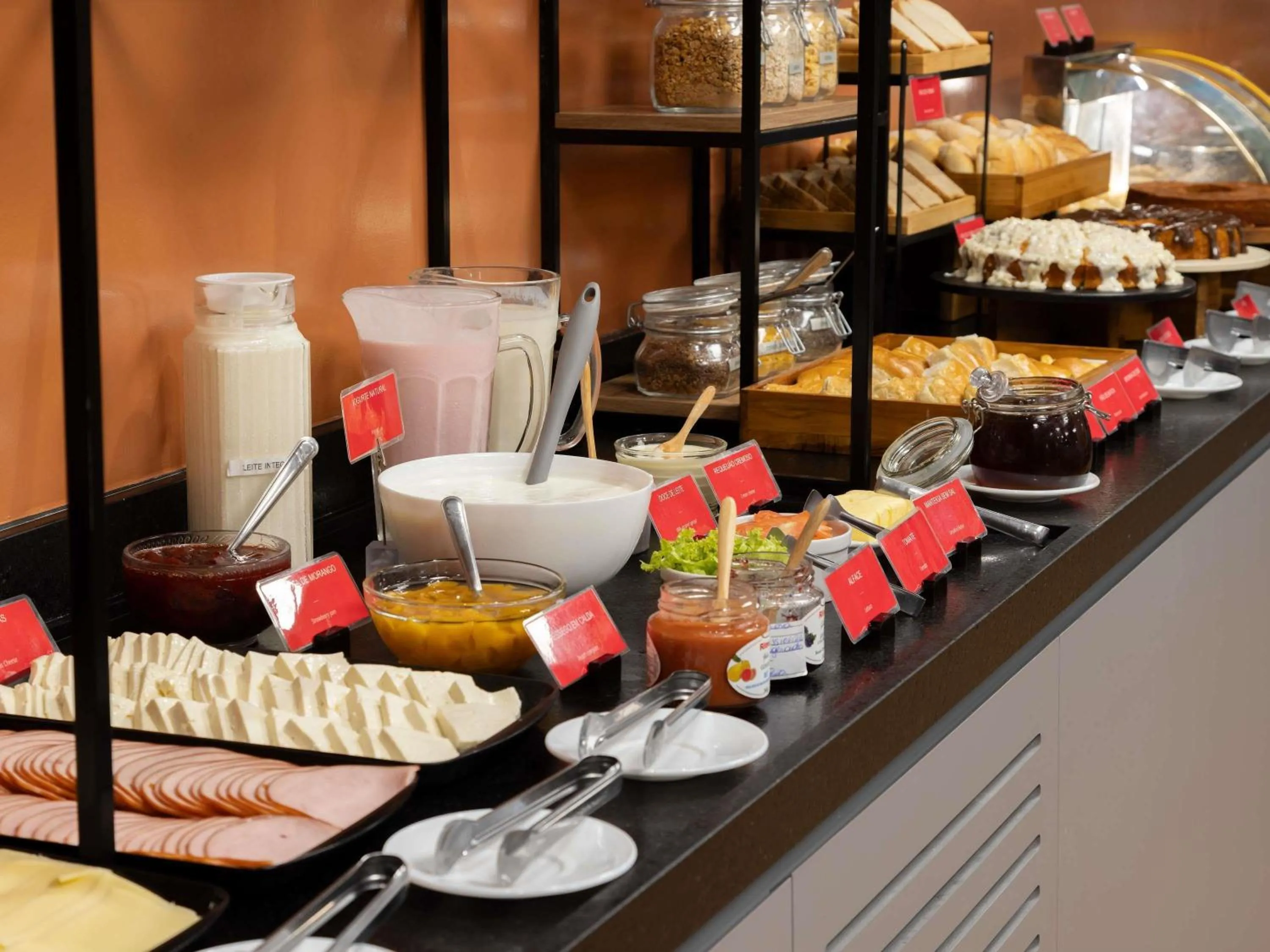 Breakfast in Ibis Belo Horizonte Savassi