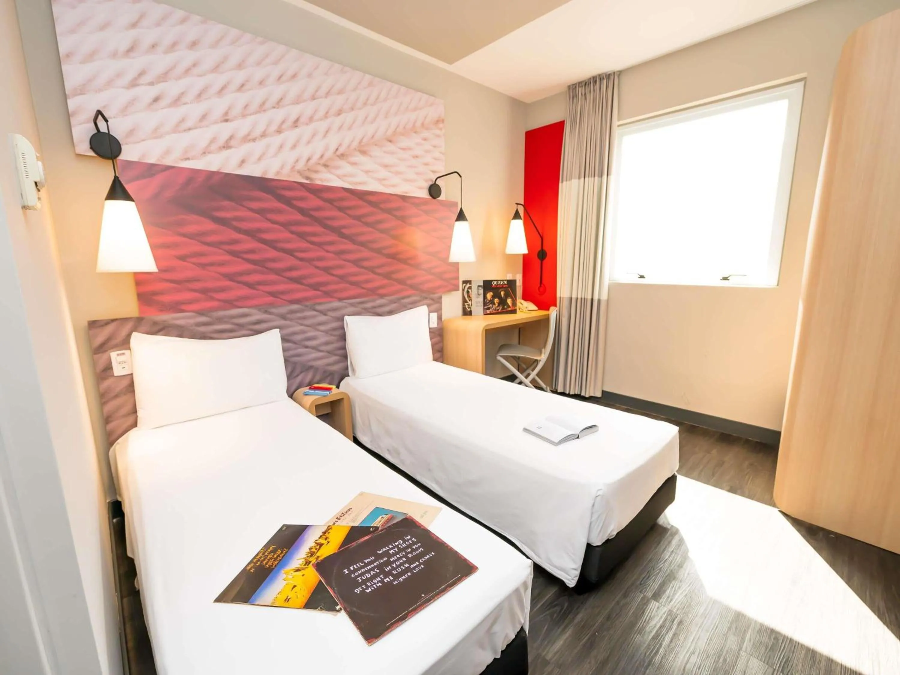 Bedroom, Bed in ibis Ribeirao Preto Shopping