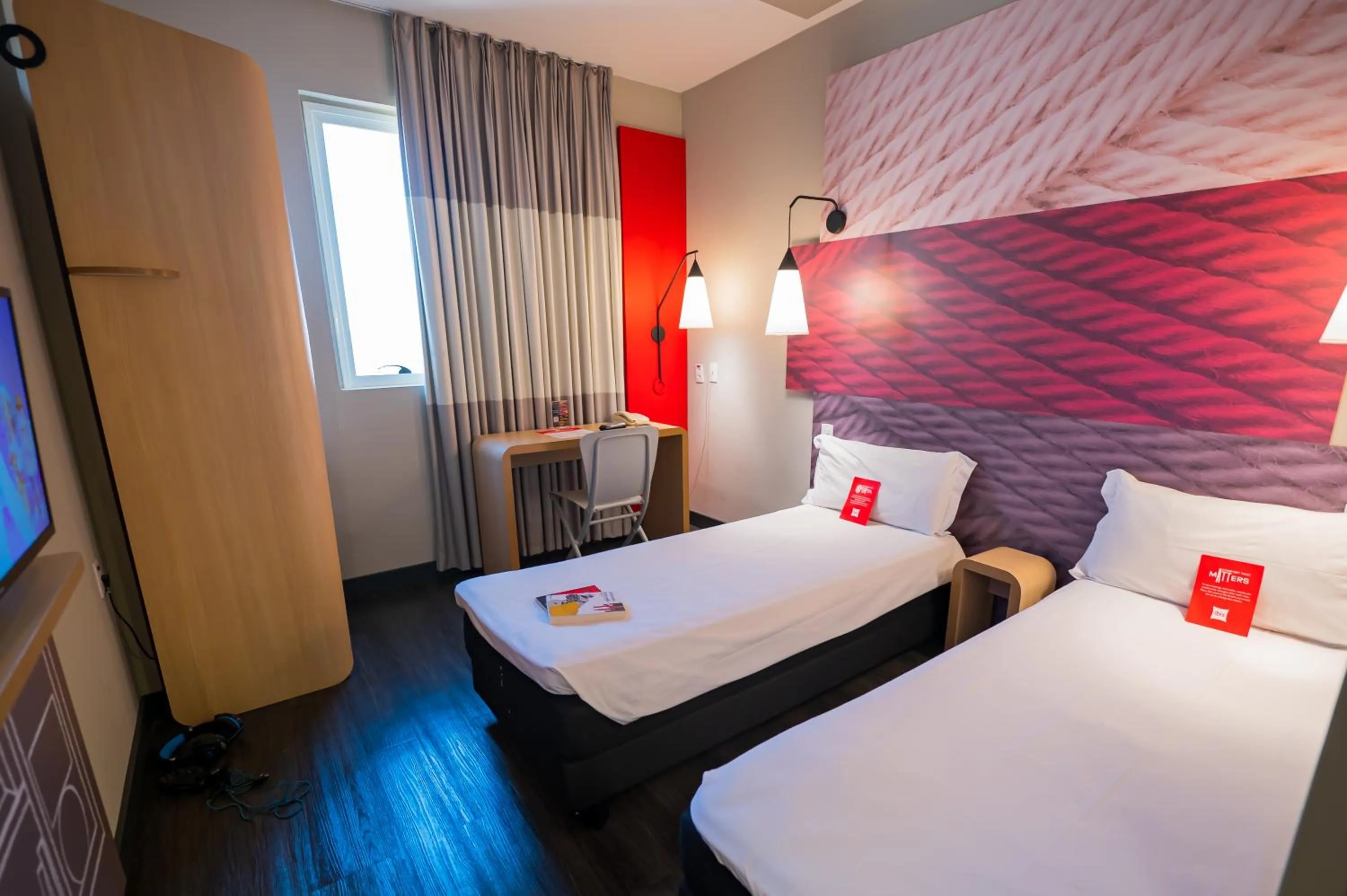 Bedroom, Bed in ibis Ribeirao Preto Shopping
