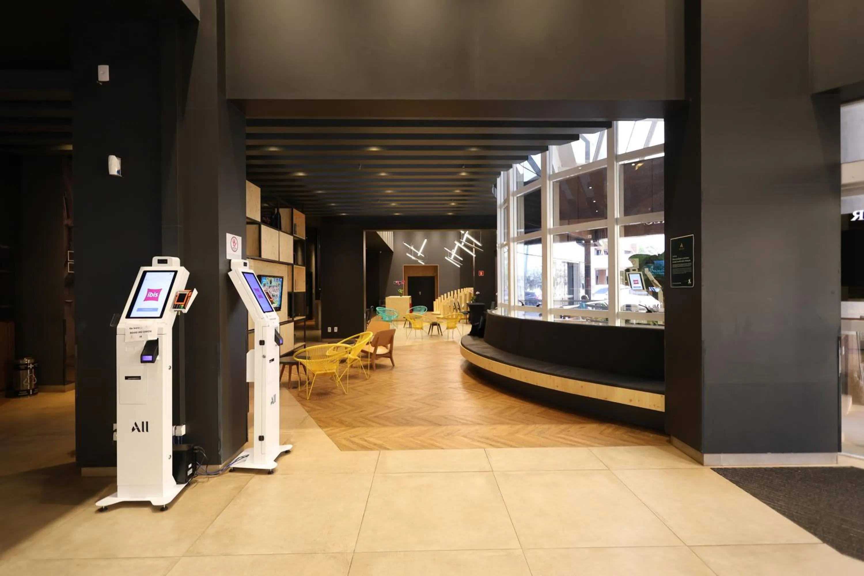 Lobby or reception in ibis Ribeirao Preto Shopping