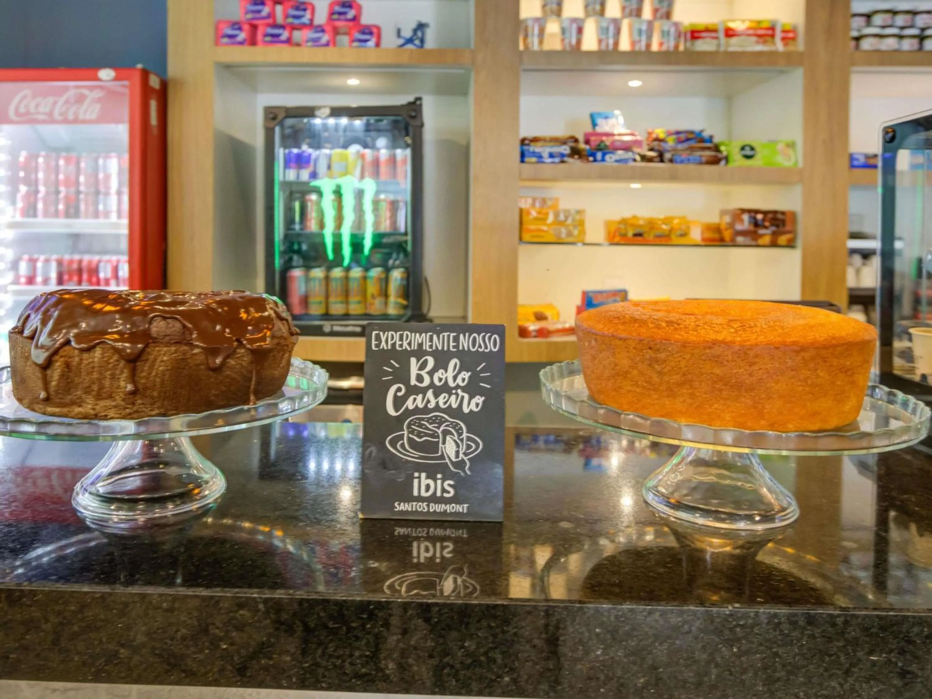 Lounge or bar in ibis Rio de Janeiro Santos Dumont