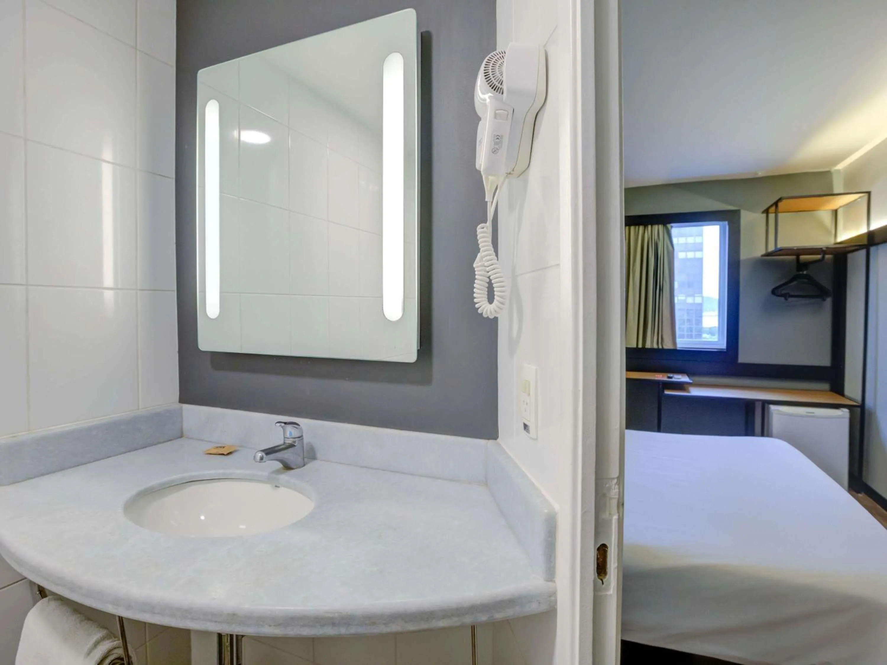 Bedroom, Bed in ibis Rio de Janeiro Santos Dumont