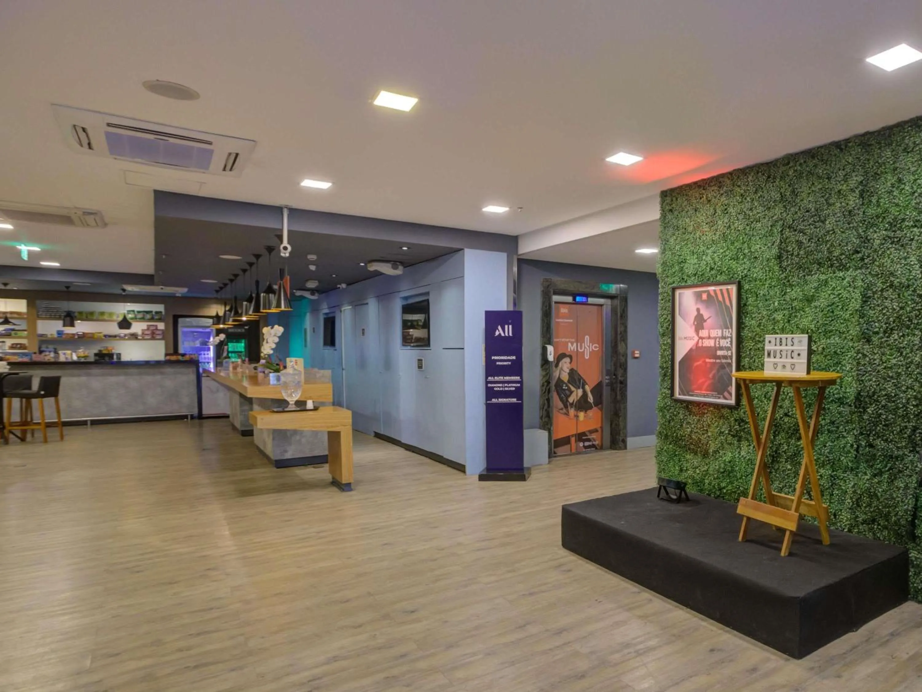 Property building in ibis Rio de Janeiro Santos Dumont