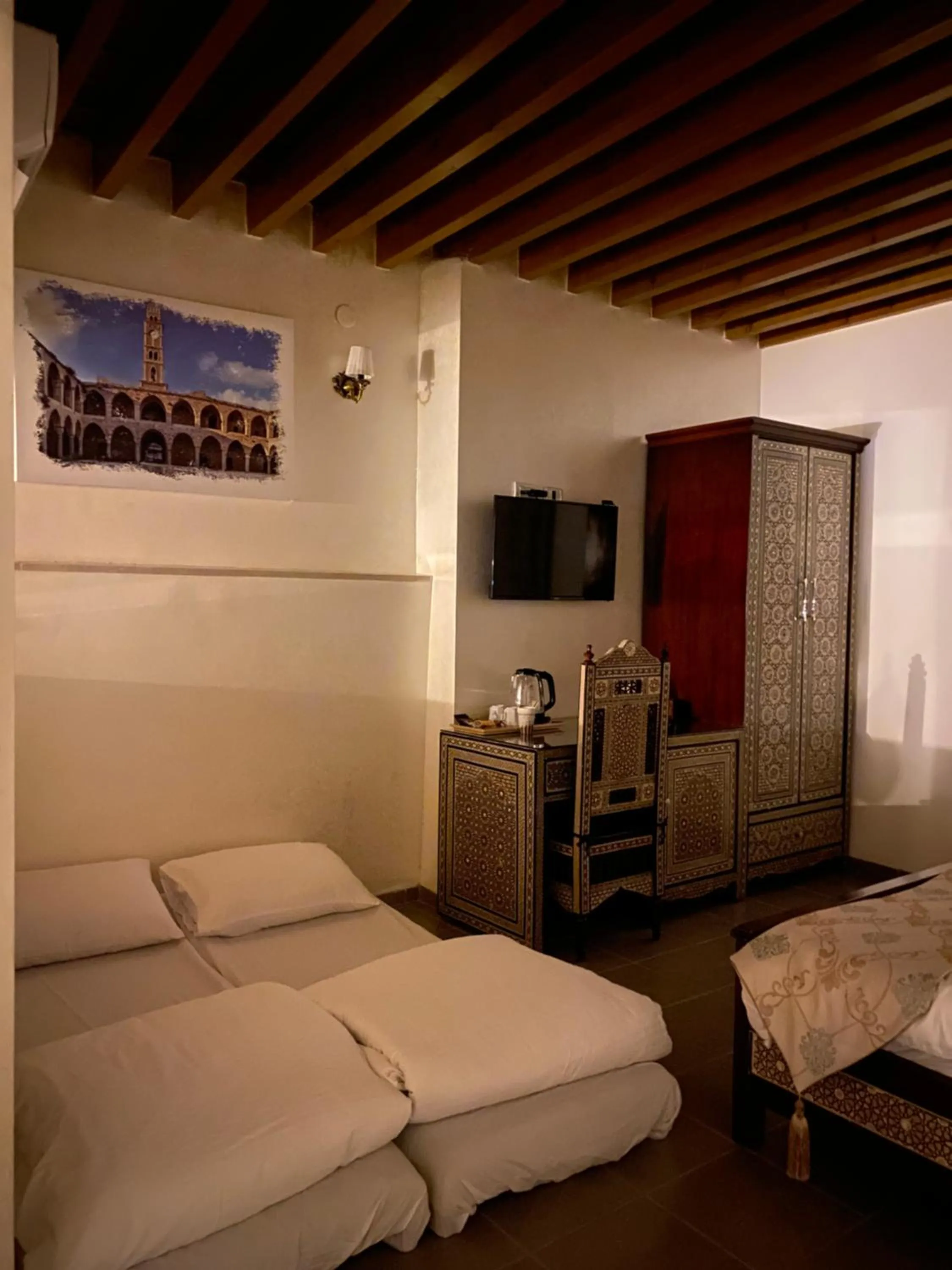 Bed in Bab al-sham funduk