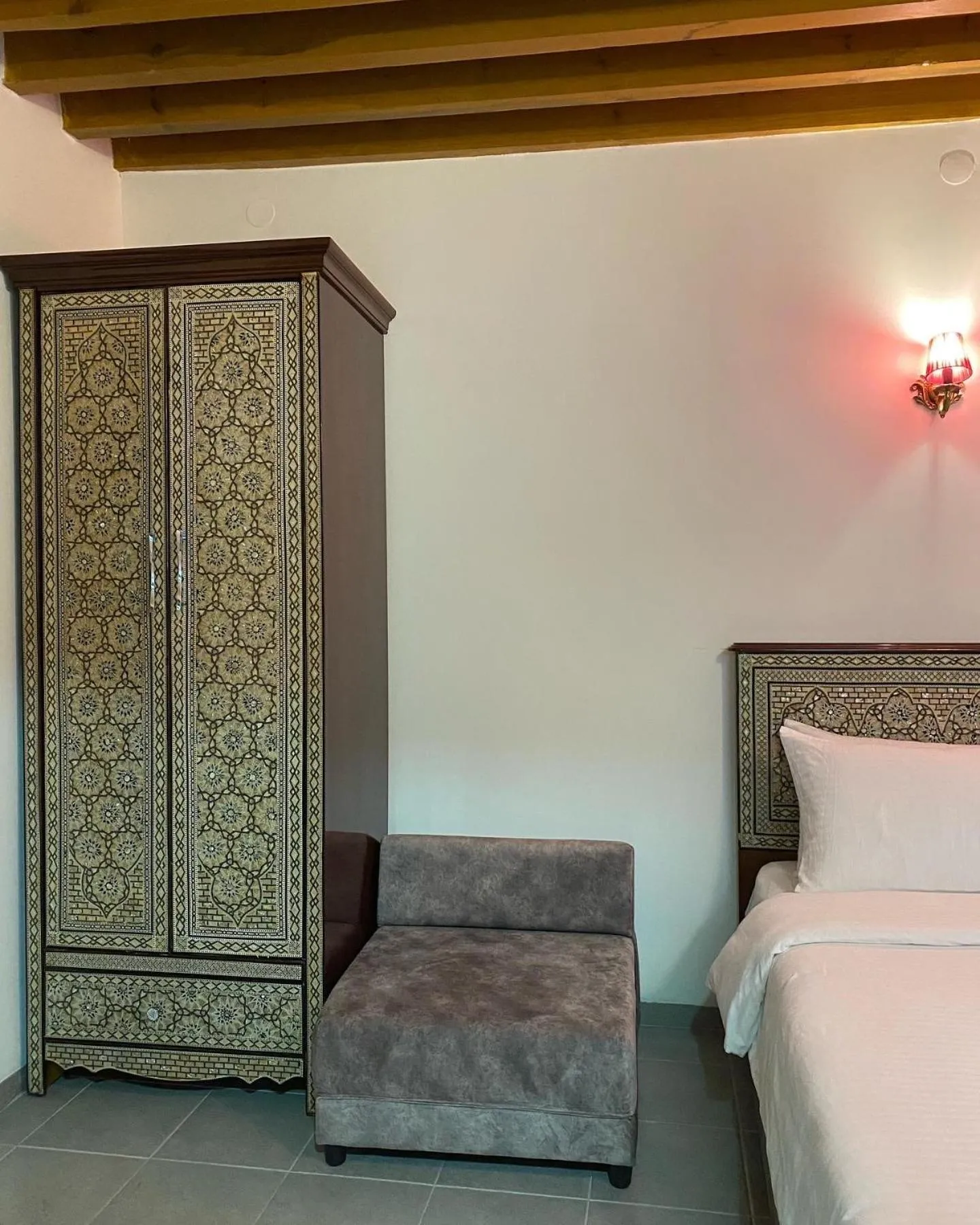 Bed in Bab al-sham funduk