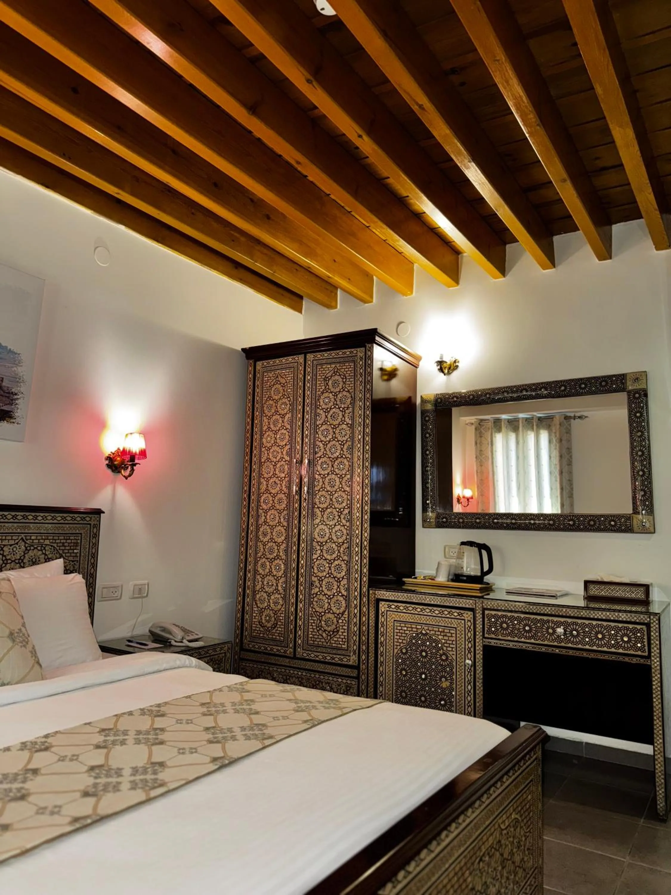 Bed in Bab al-sham funduk