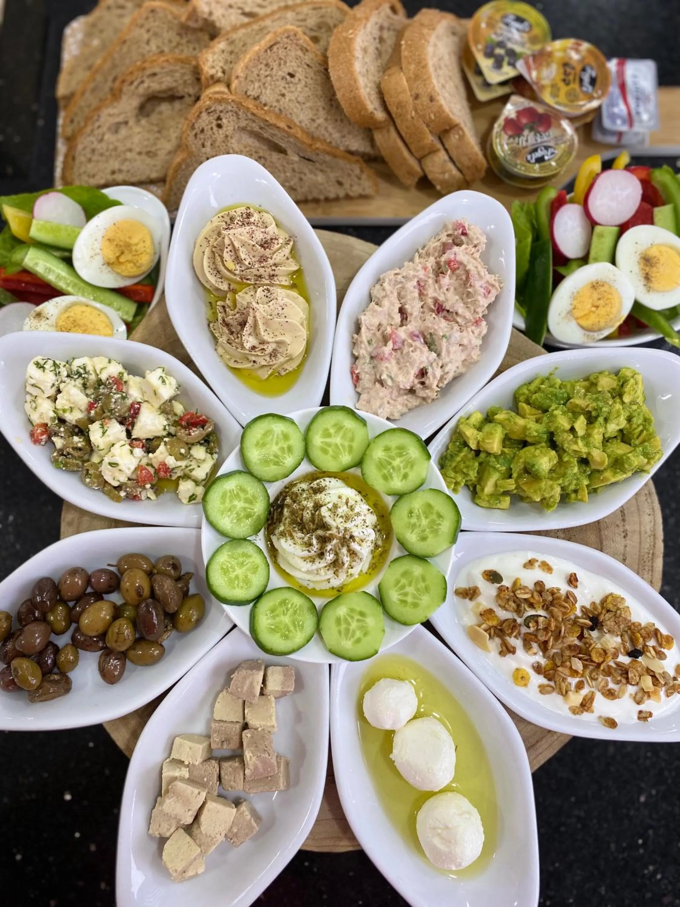 Breakfast in Bab al-sham funduk