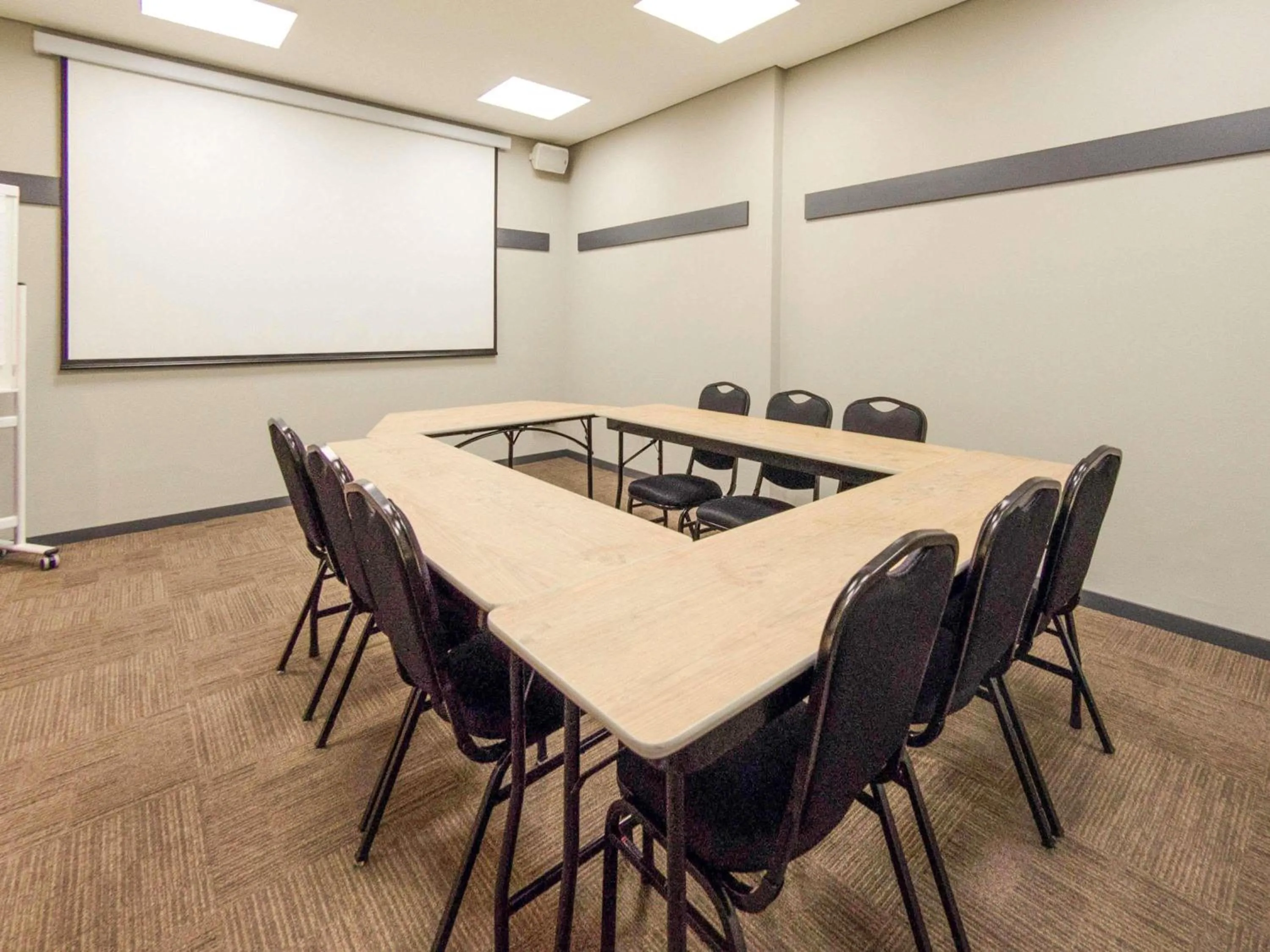 Meeting/conference room in ibis Sao Paulo Barra Funda