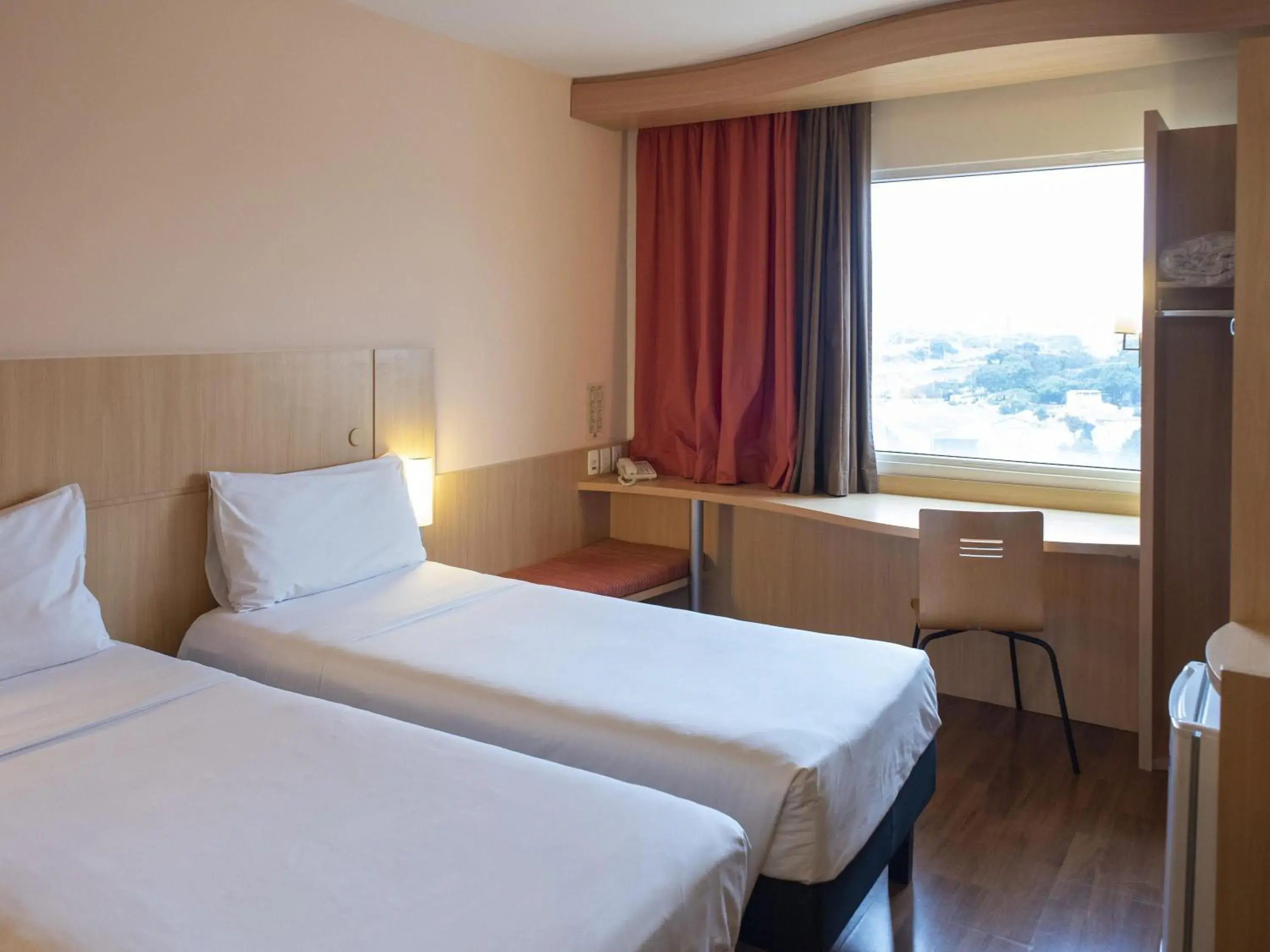 Standard Apartment with Twin Beds - single occupancy in ibis Sao Paulo Barra Funda Standard Apartment with Twin Beds - single occupancy in ibis Sao Paulo Barra Funda