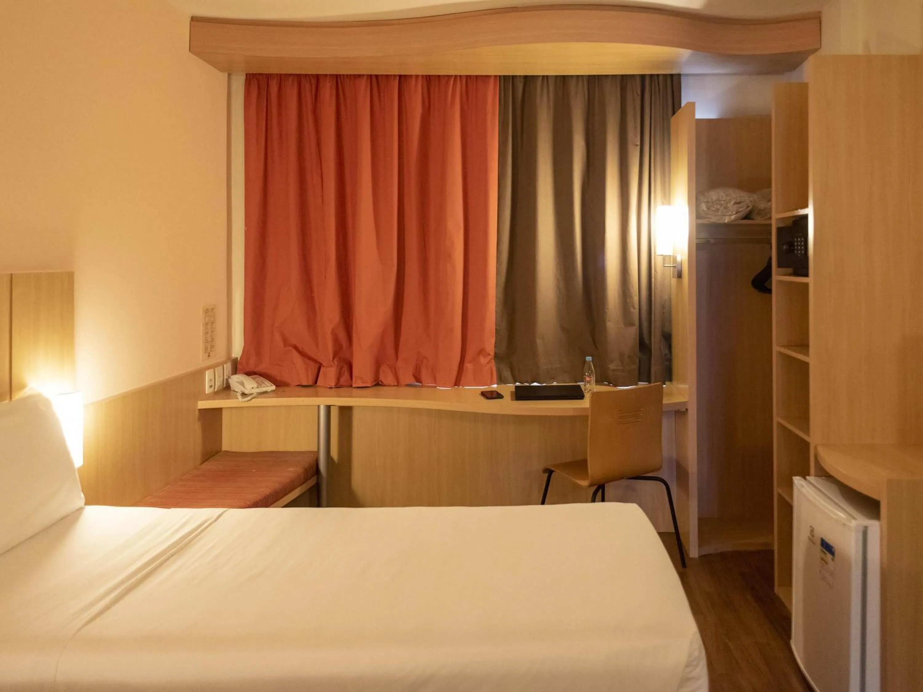 Bedroom, Bed in ibis Sao Paulo Barra Funda