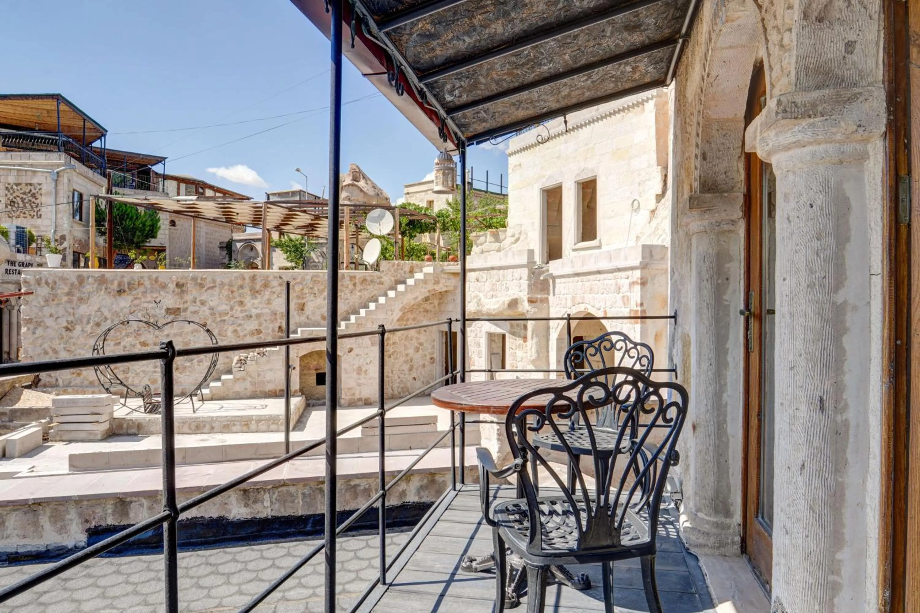 Balcony/Terrace in Avilla Cave Hotel
