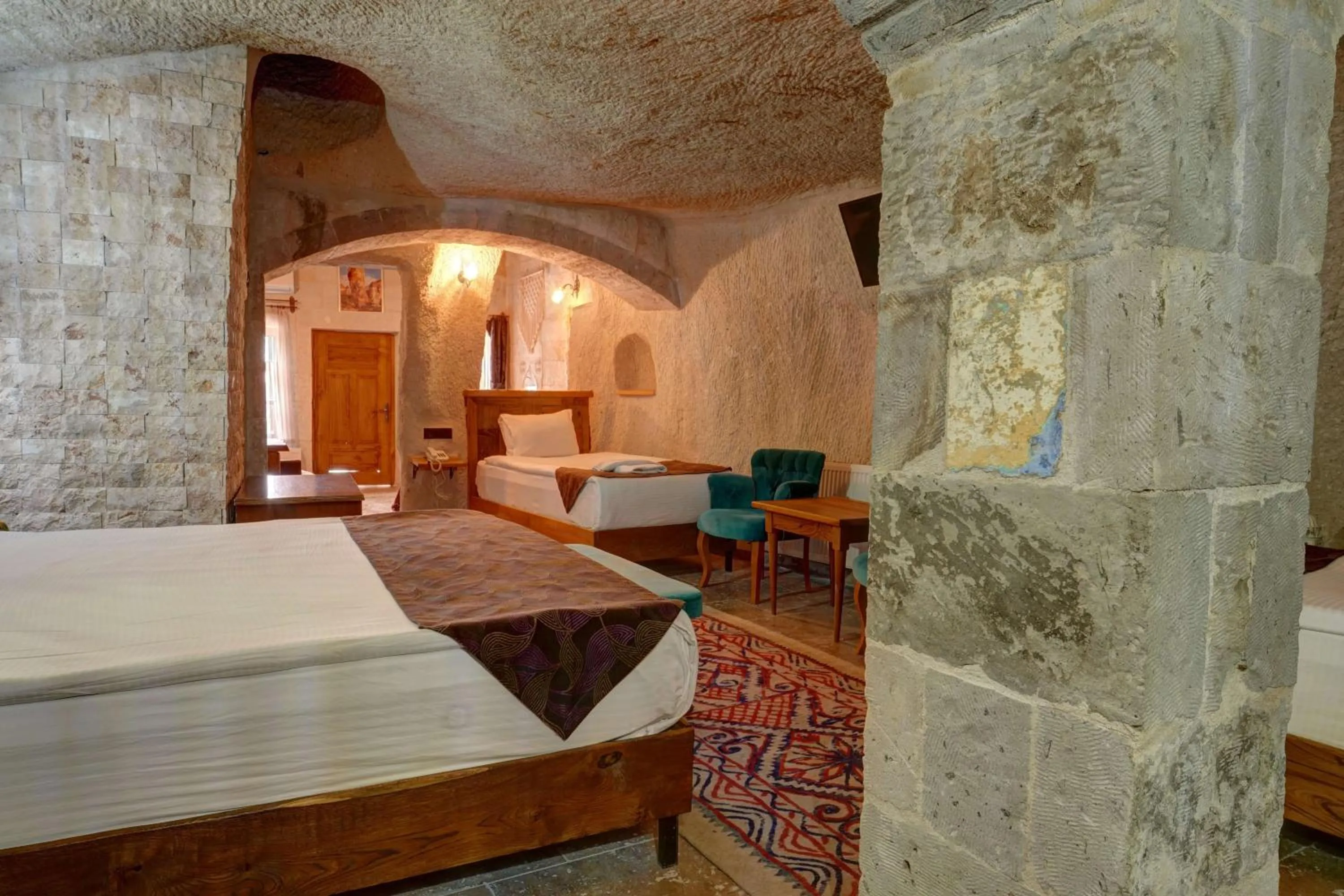 Bedroom, Bed in Avilla Cave Hotel