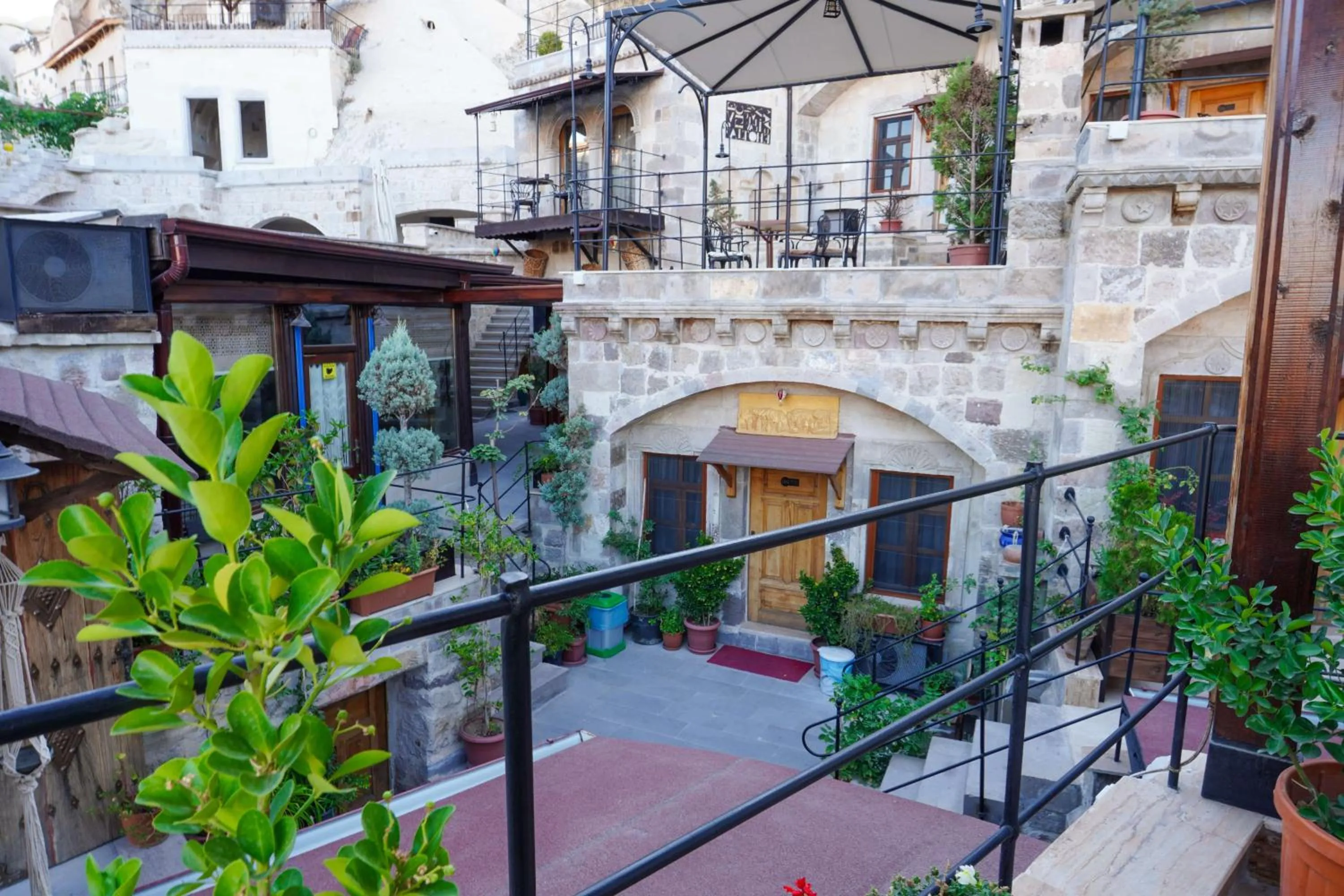 Garden in Avilla Cave Hotel