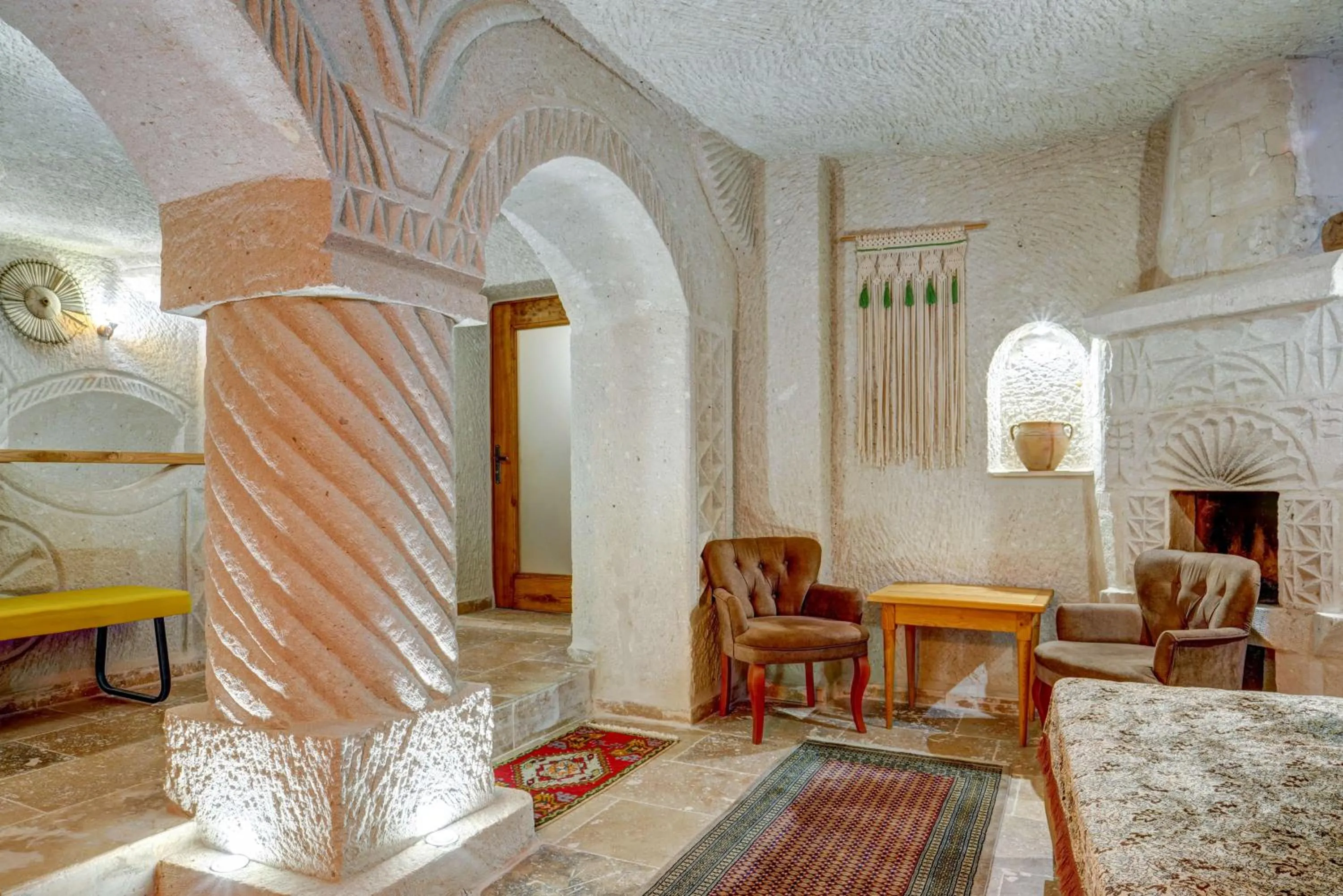 Photo of the whole room in Avilla Cave Hotel