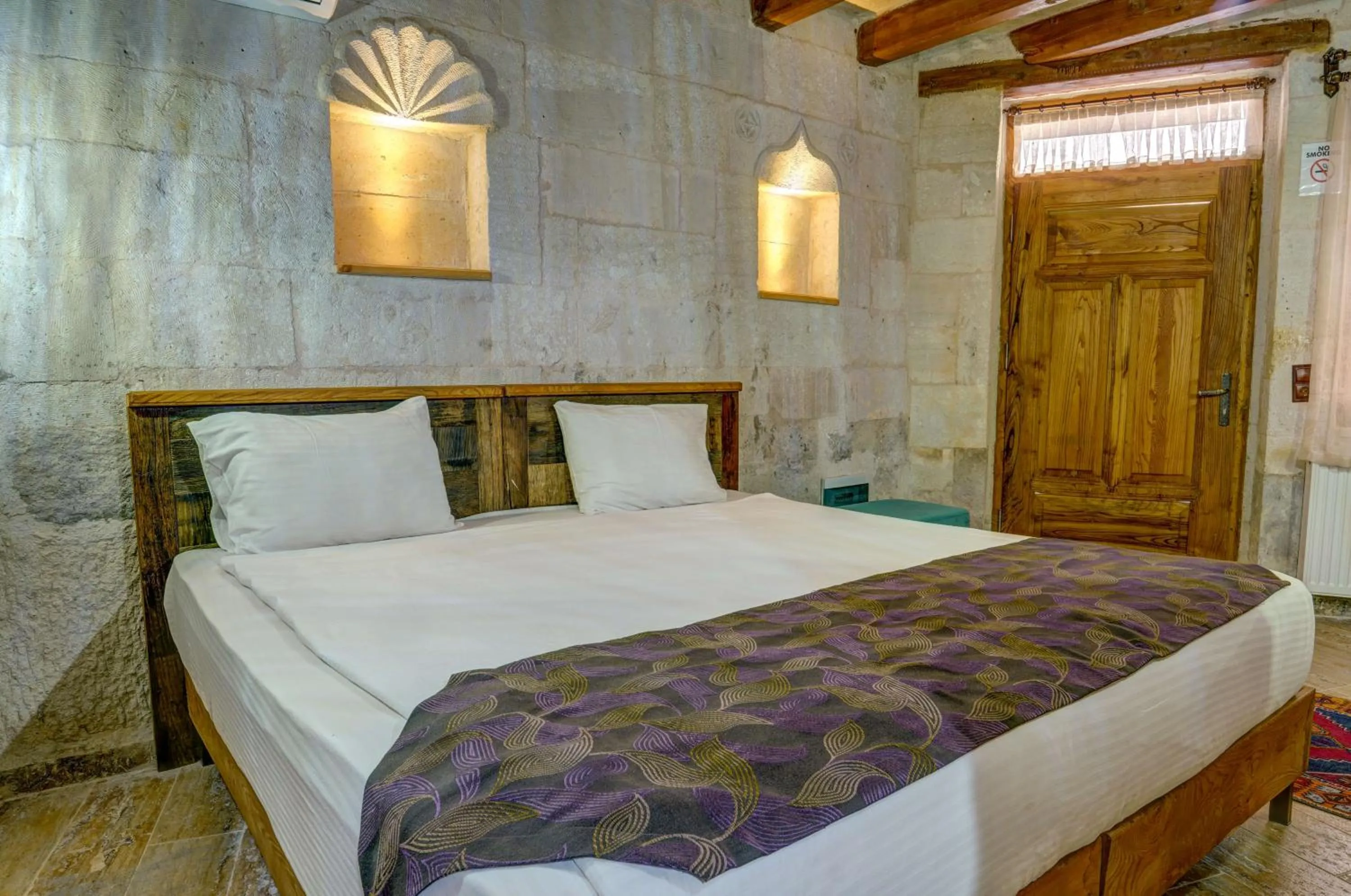Bed in Avilla Cave Hotel