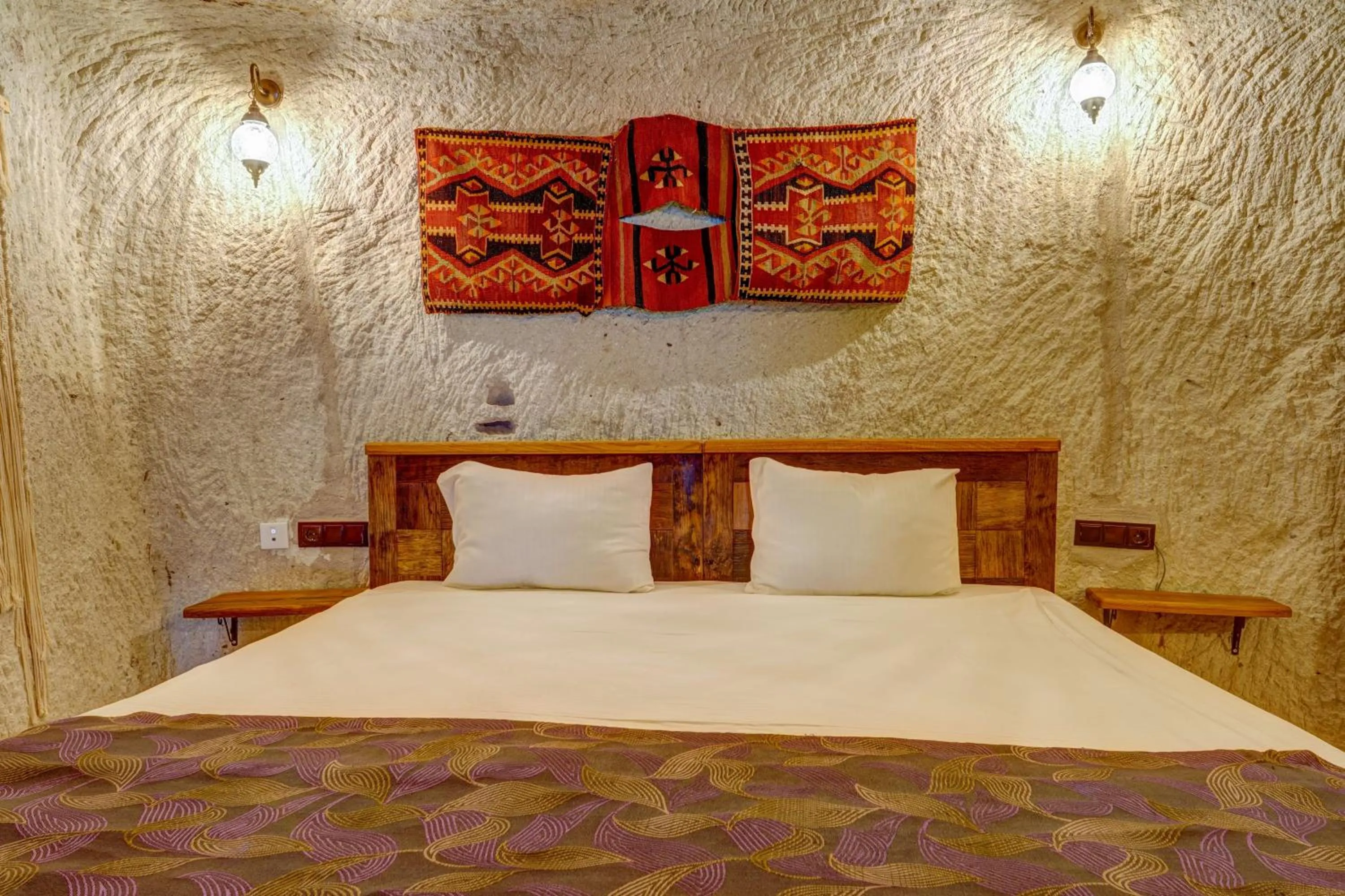 Bed in Avilla Cave Hotel