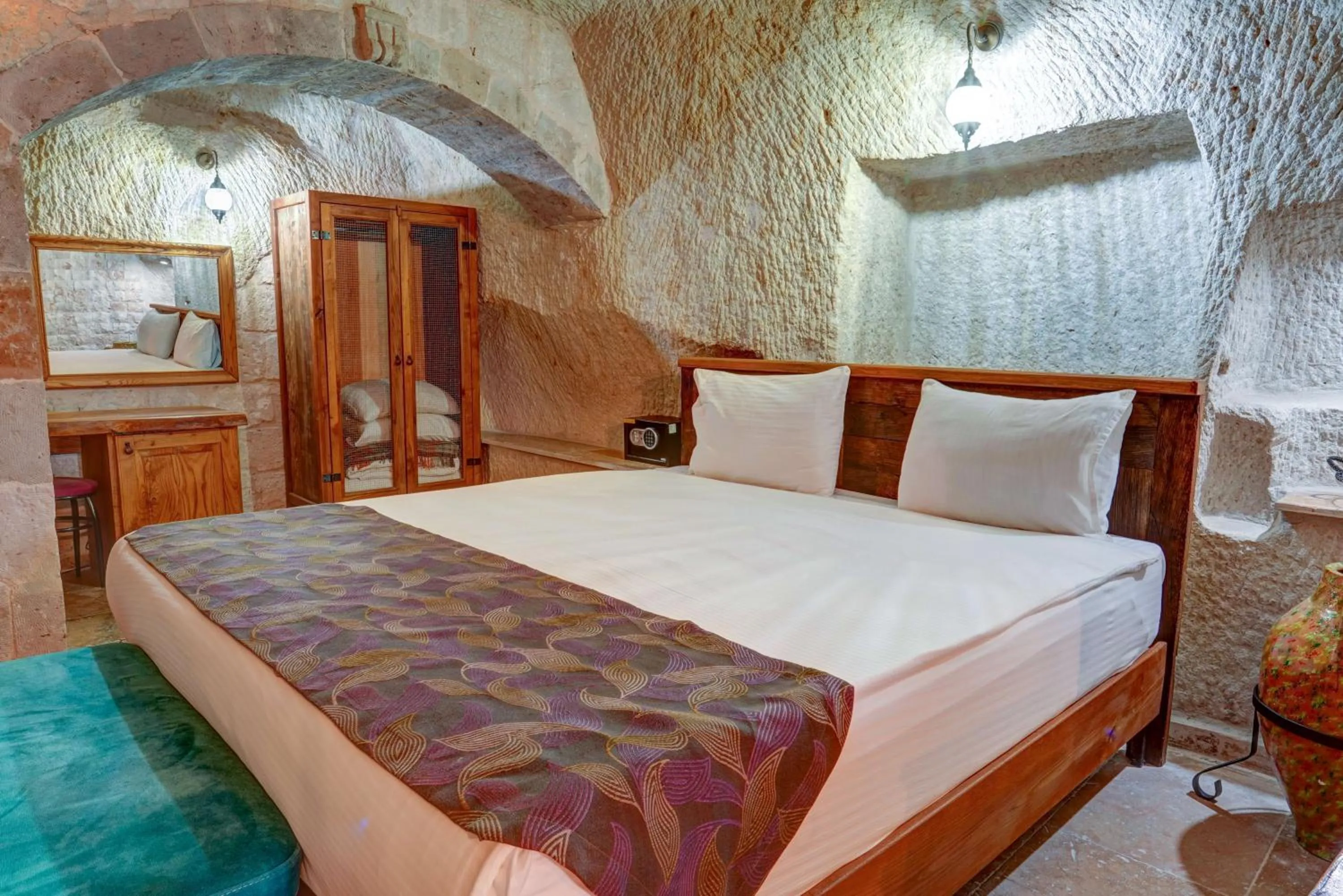 Bed in Avilla Cave Hotel