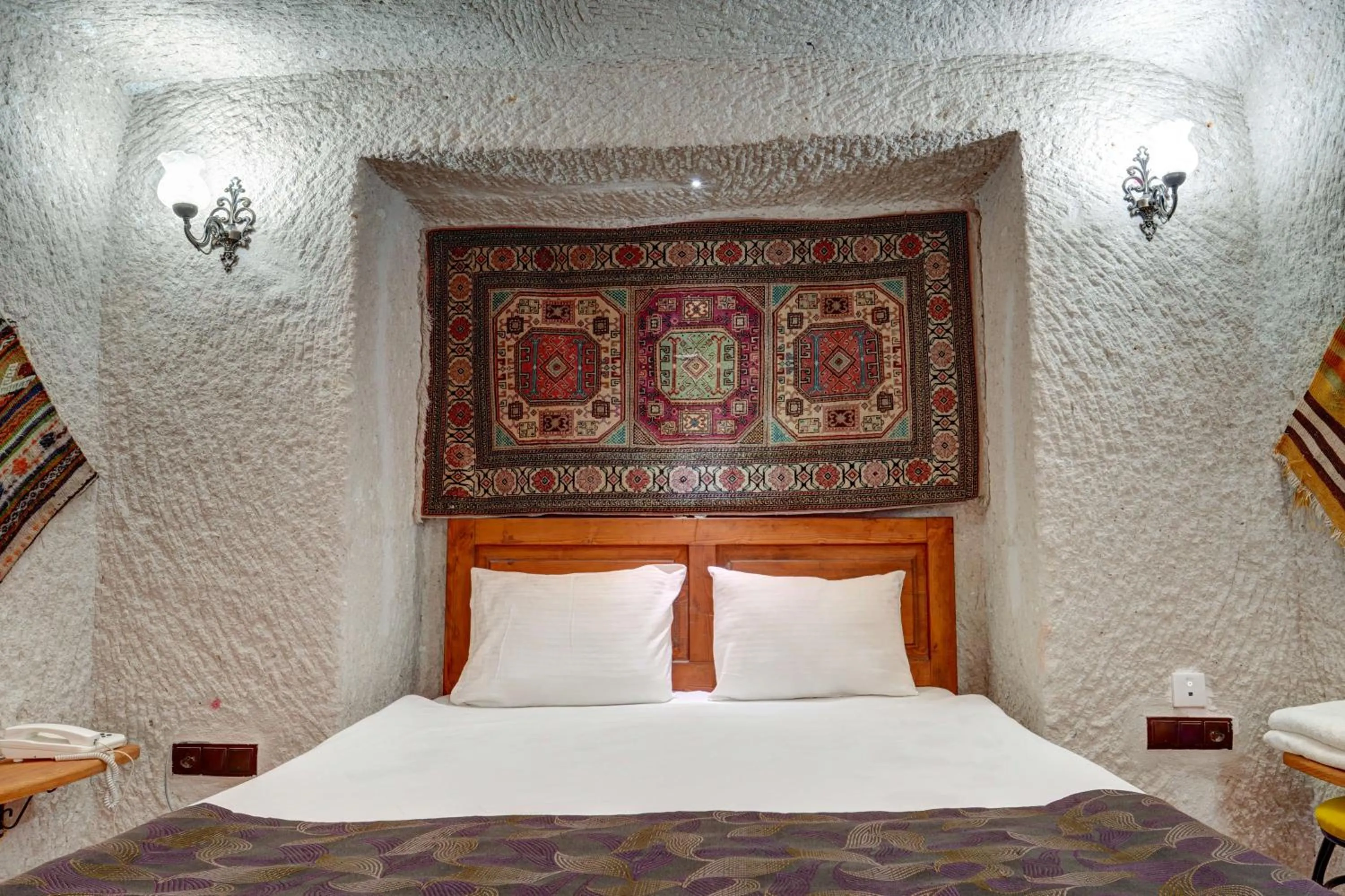 Bed in Avilla Cave Hotel
