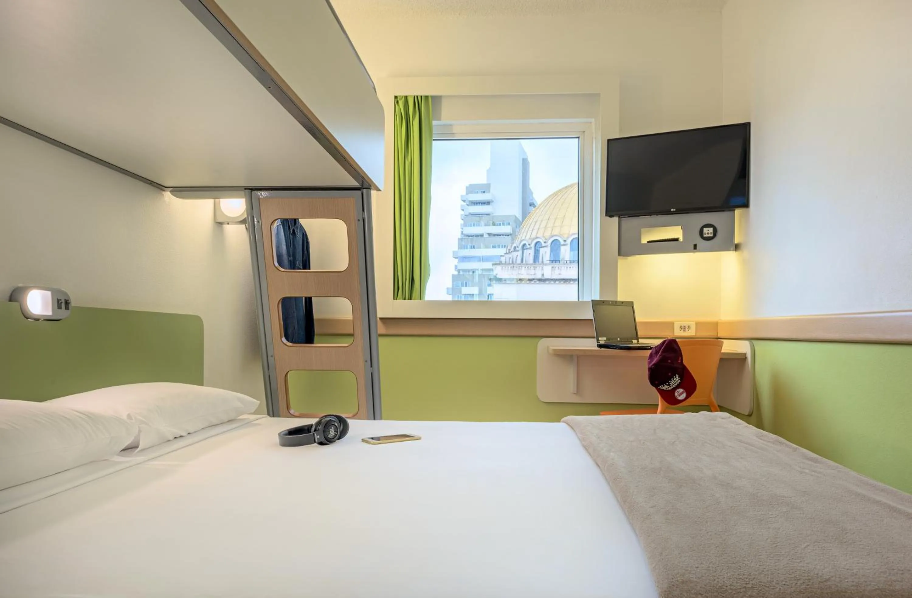 Bed in ibis budget Sao Paulo Paraiso