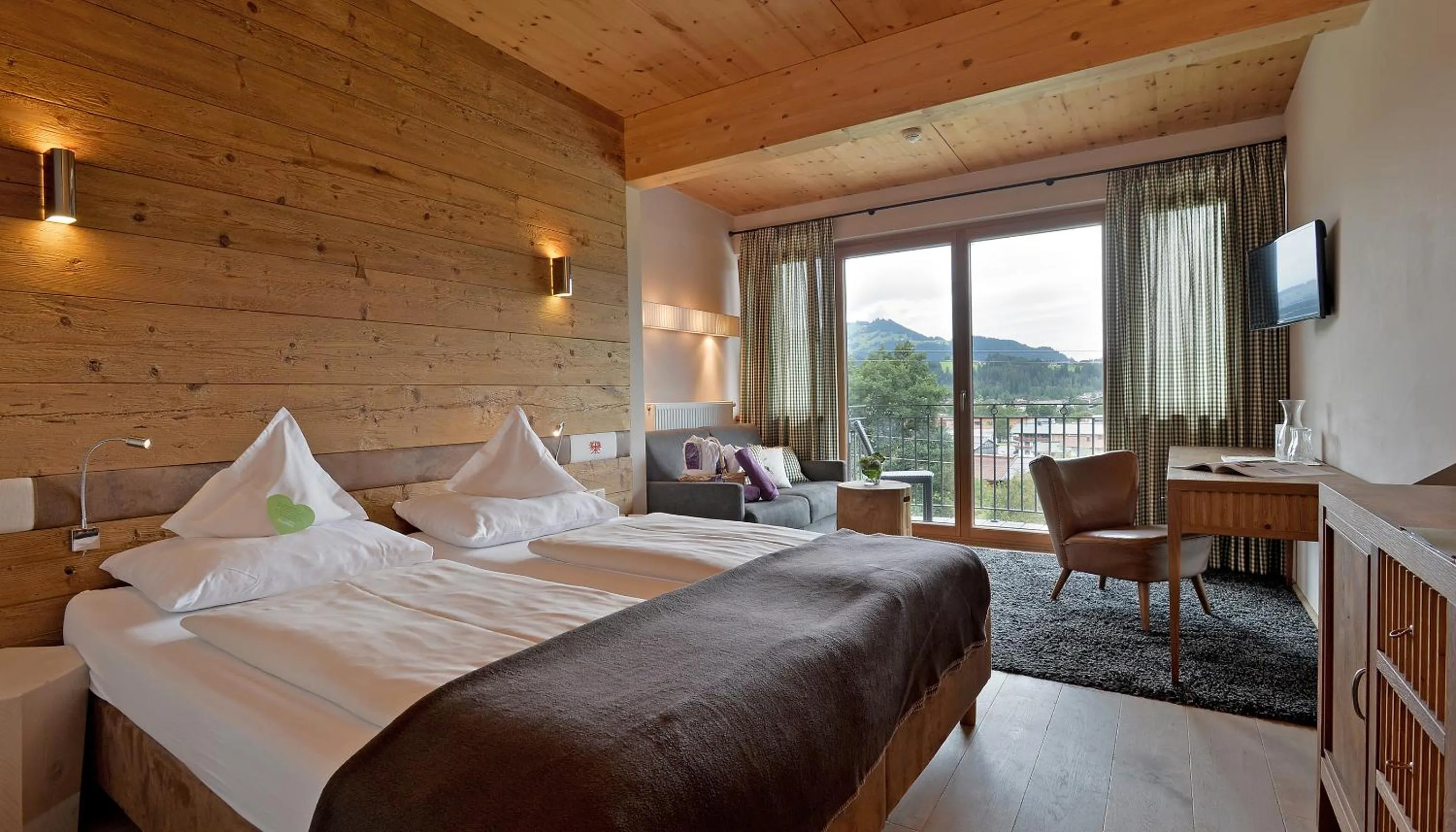 Bed in Hotel Penzinghof