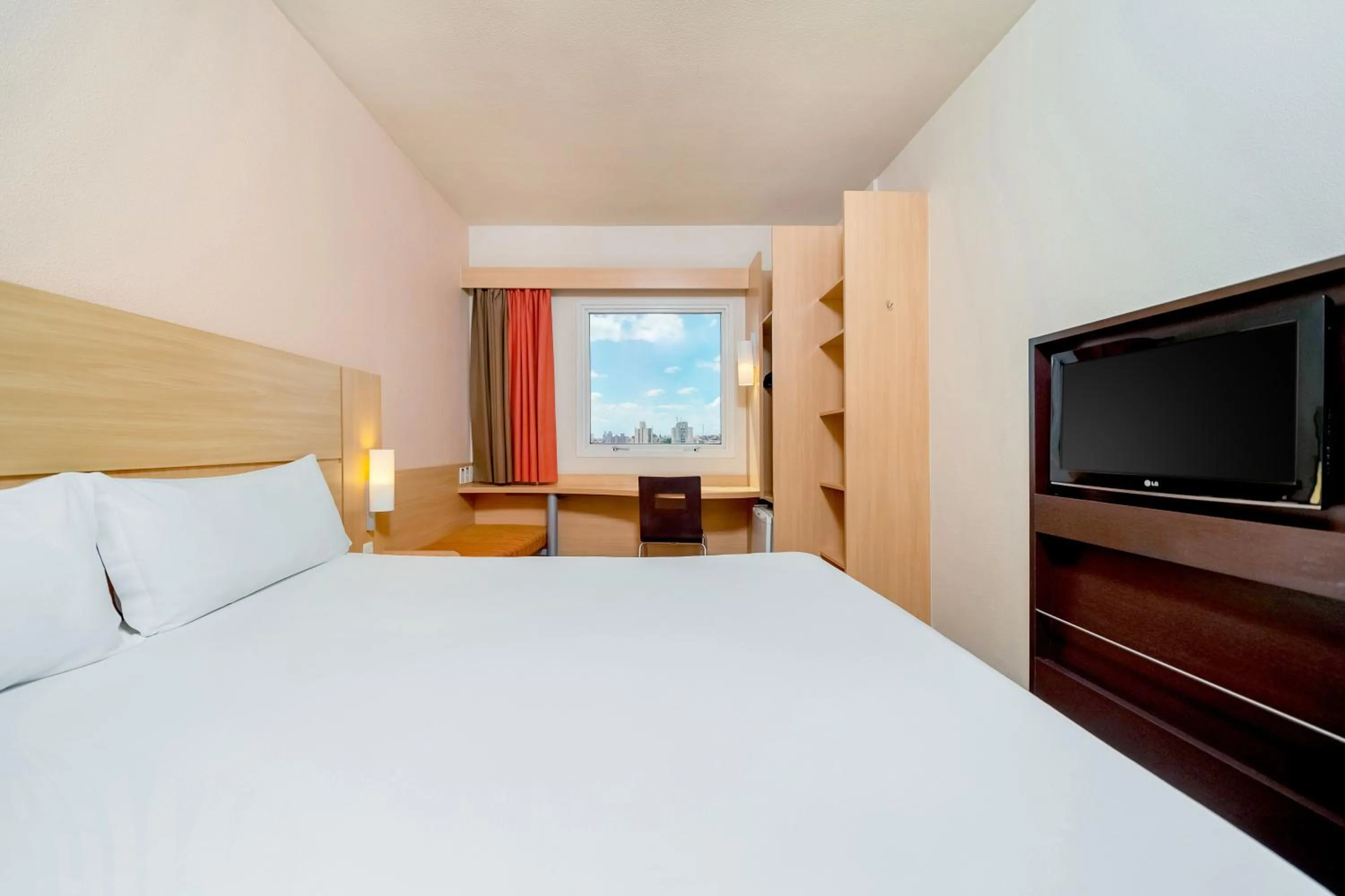 Bed in ibis Sao Paulo Interlagos