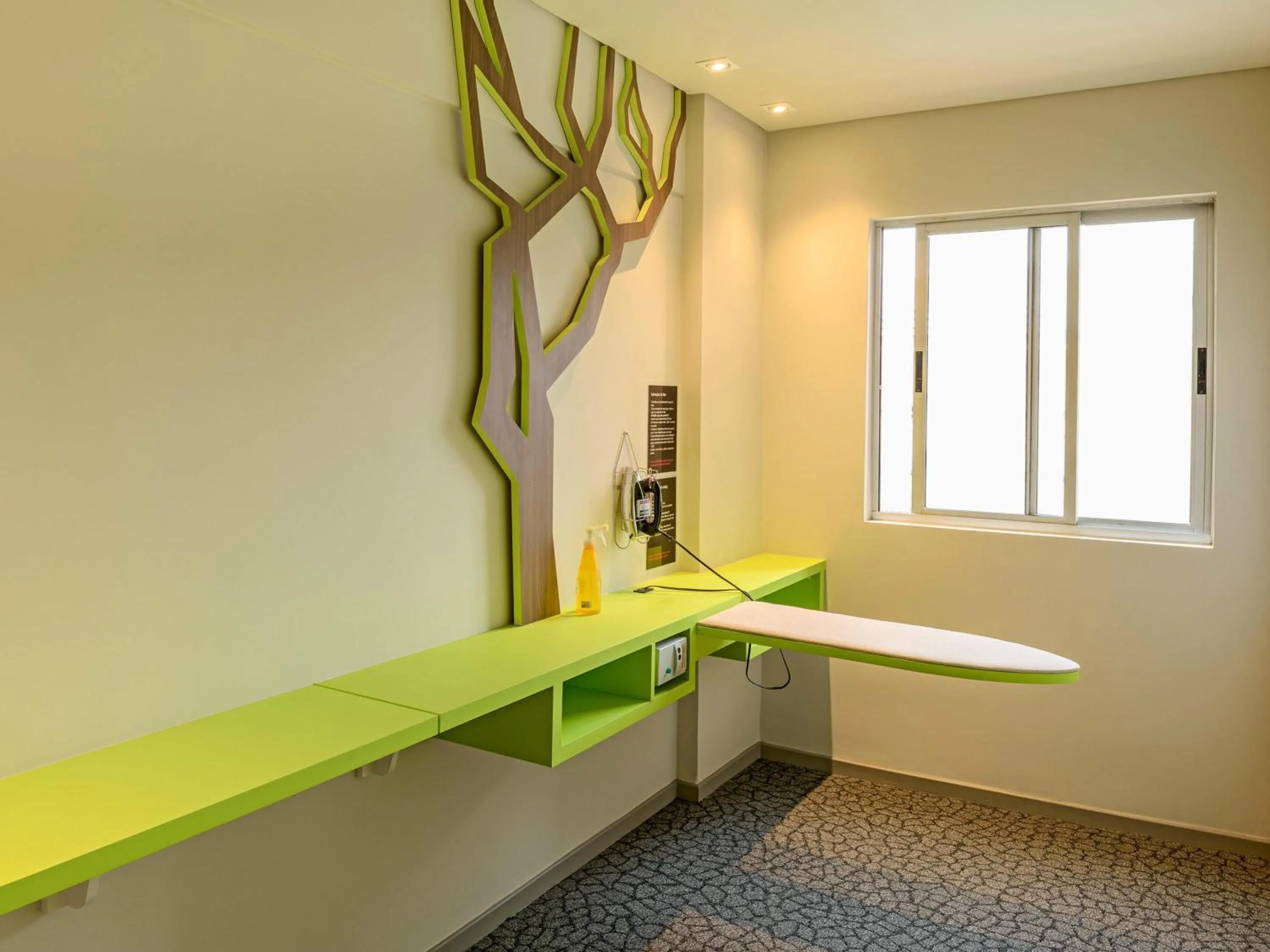 Property building in ibis Styles Curitiba Centro Civico