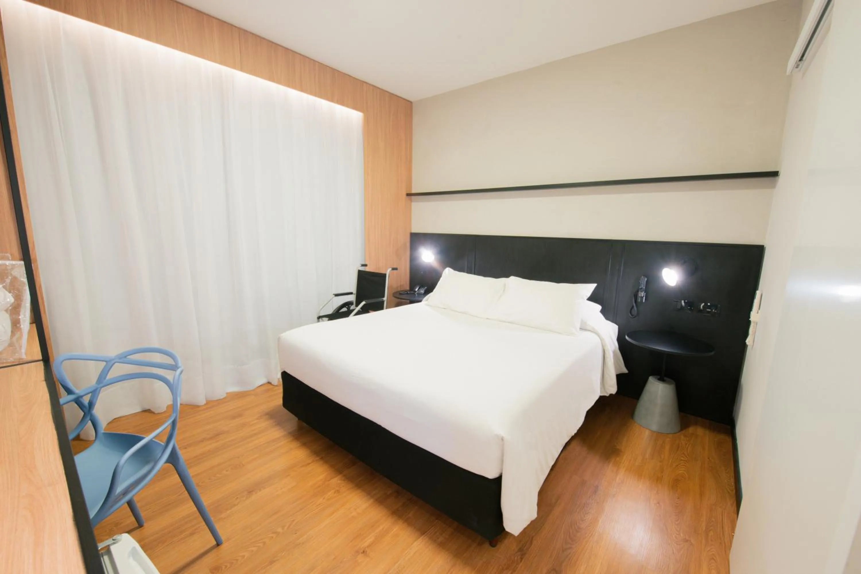 Bed in ibis Curitiba Shopping