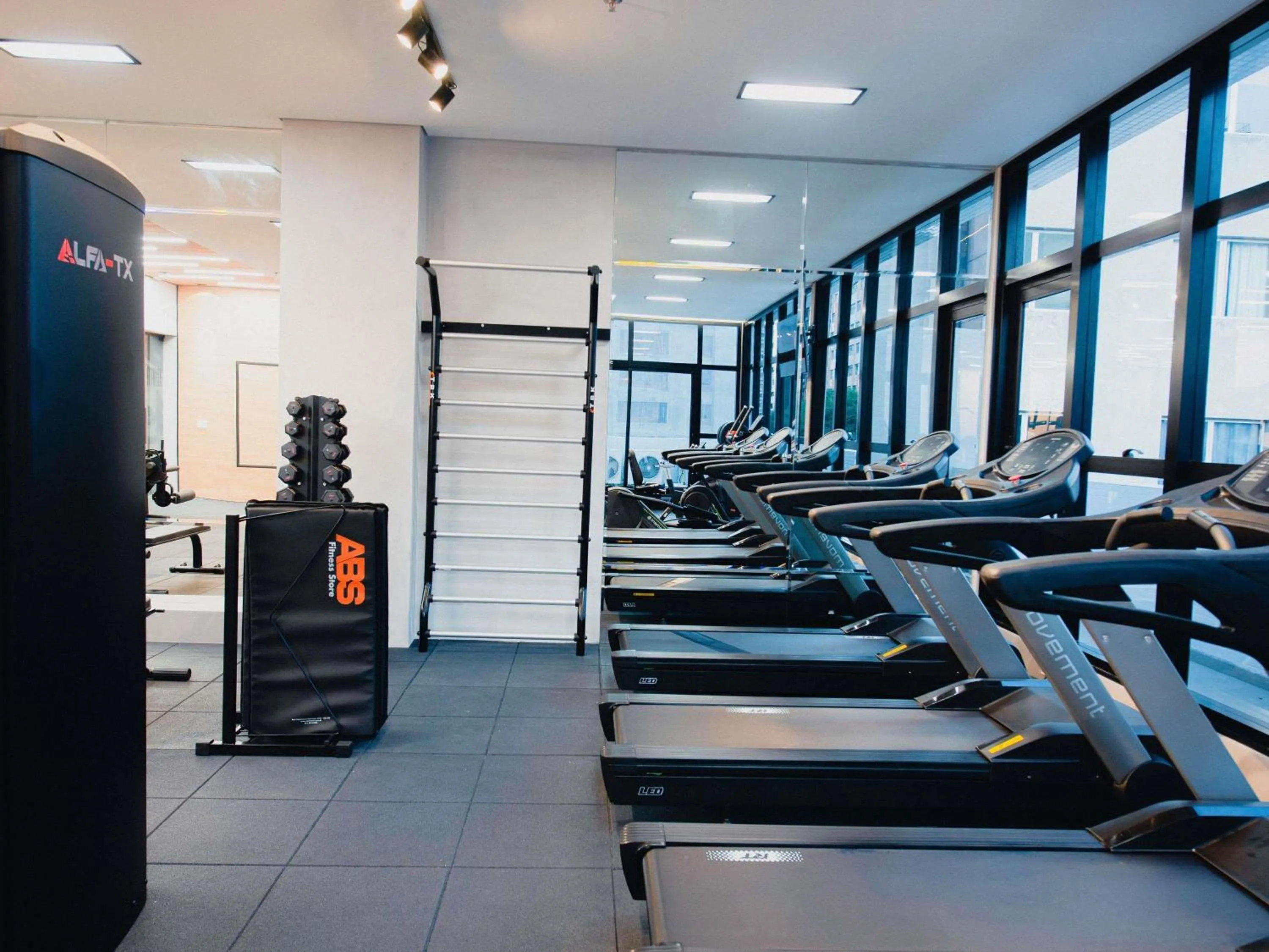 Fitness centre/facilities in ibis Curitiba Shopping