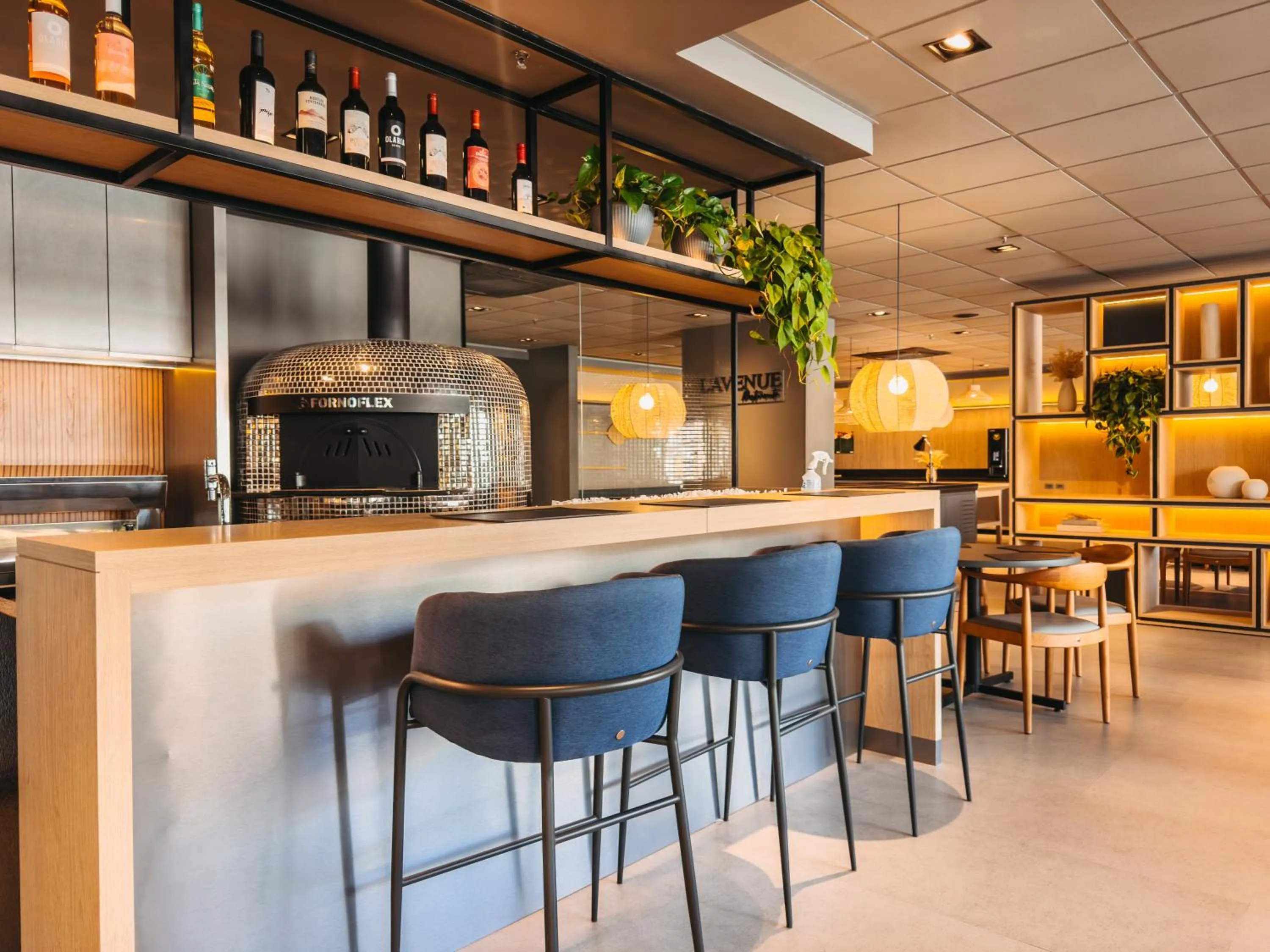 Restaurant/places to eat in Ibis Florianopolis