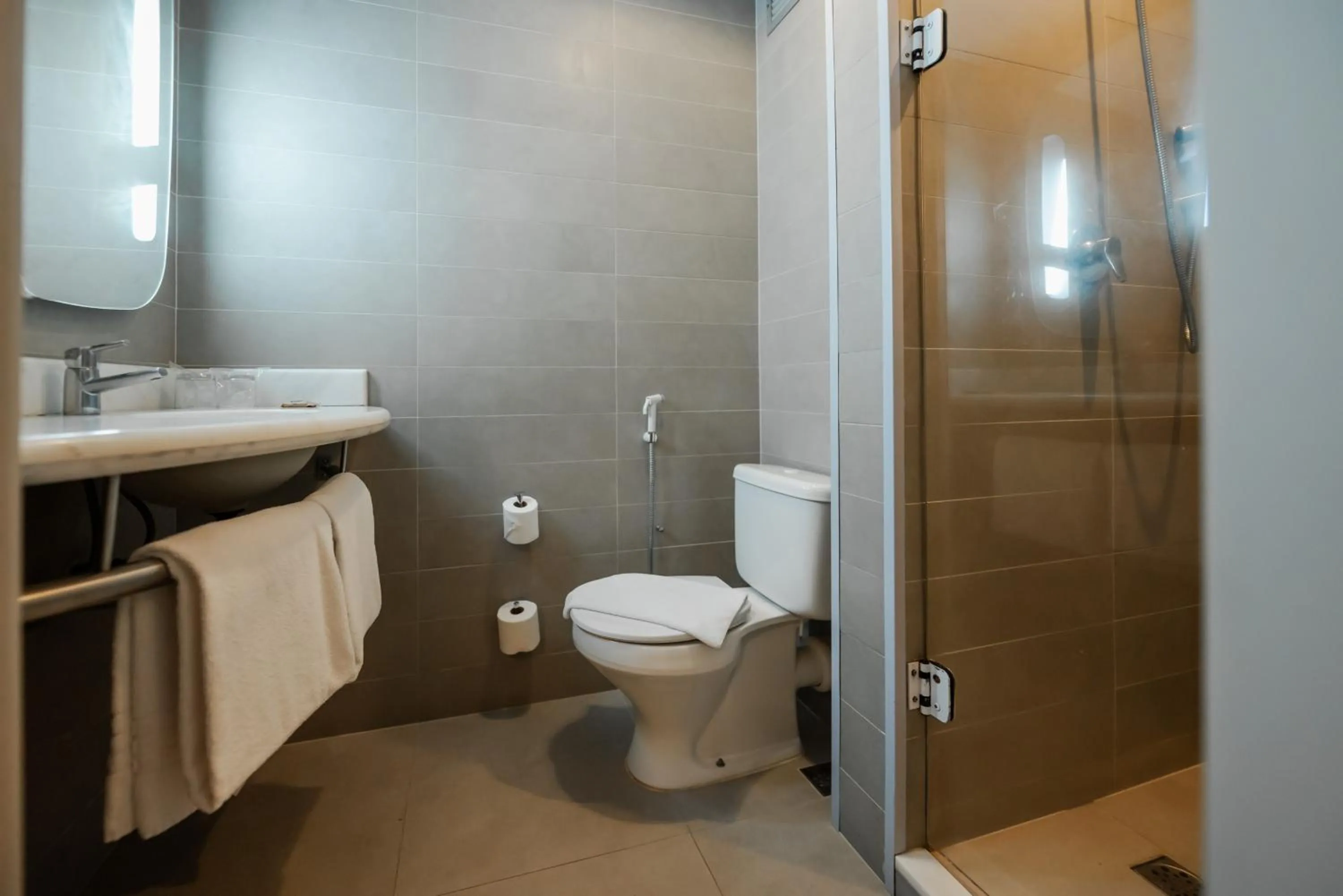 Bathroom in Ibis Florianopolis