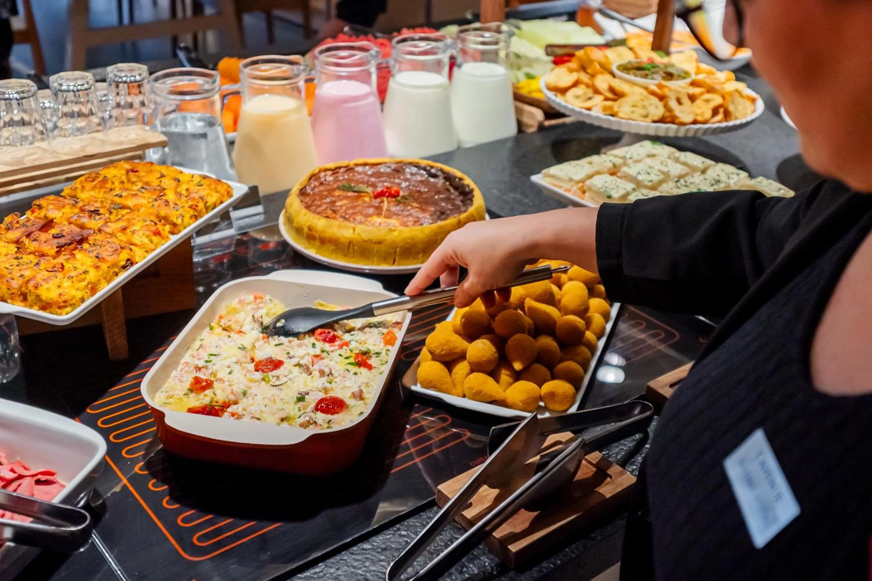 Buffet breakfast in Ibis Florianopolis